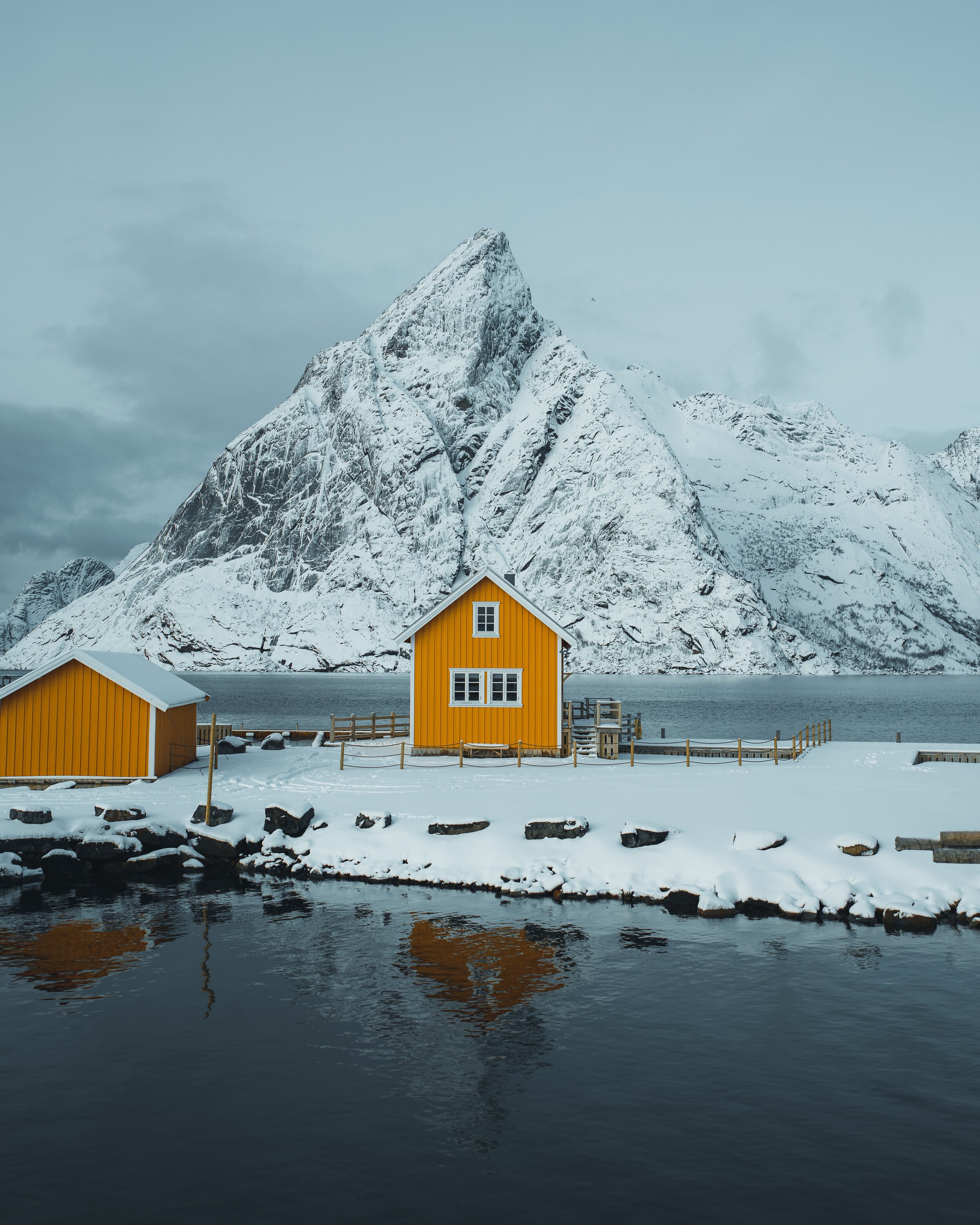luke-stackpoole-By9u0AV2fm4-unsplash.jpg