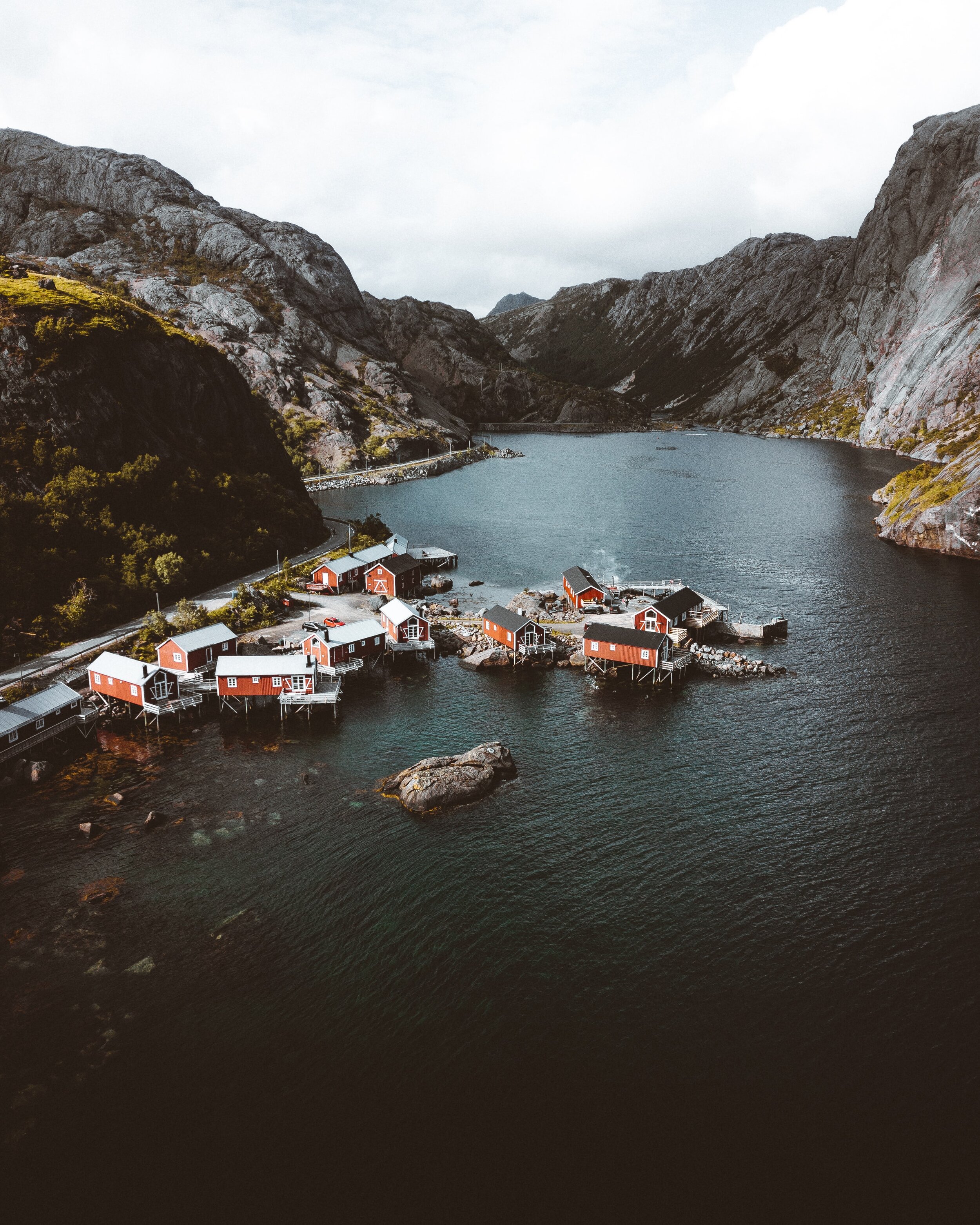 thomas-langnes--ntJJShRGaM-unsplash.jpg