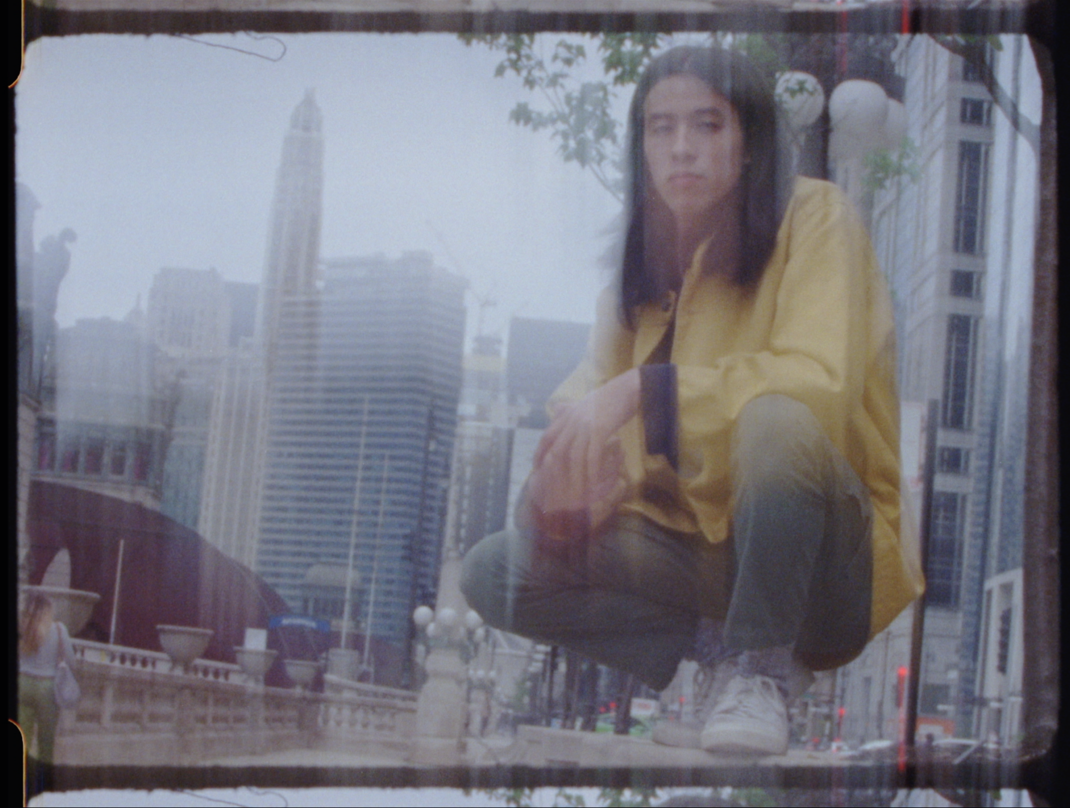 SEN MORIMOTO PEOPLE WATCHING 16mm1.png