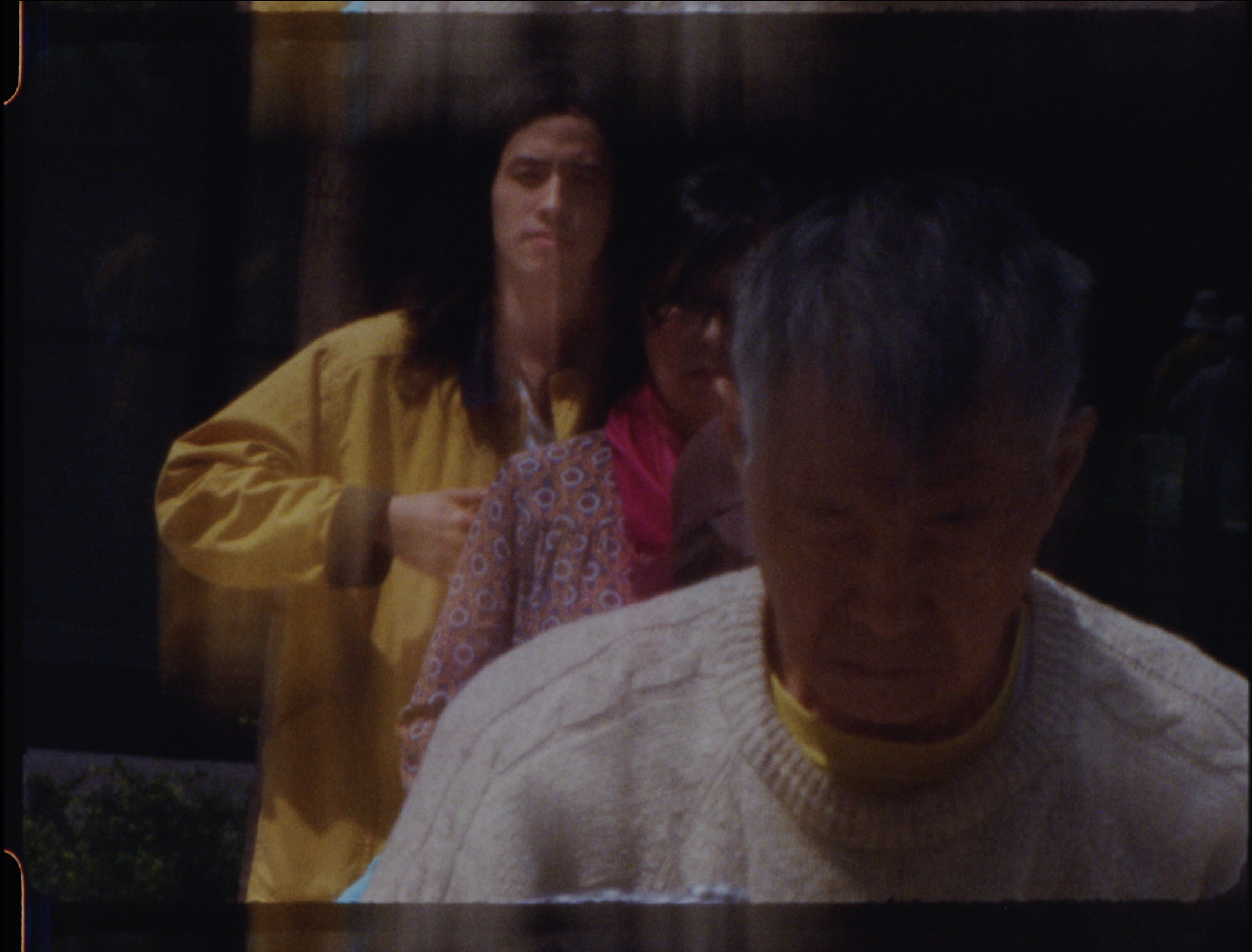 SEN MORIMOTO PEOPLE WATCHING 16mm16.png