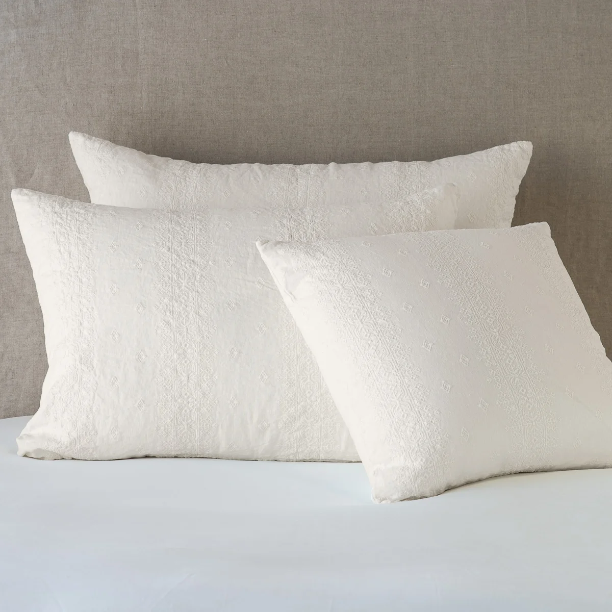 Ines_Linen_Embroidered_Sham_Parchment_Bella_Notte_1.jpg