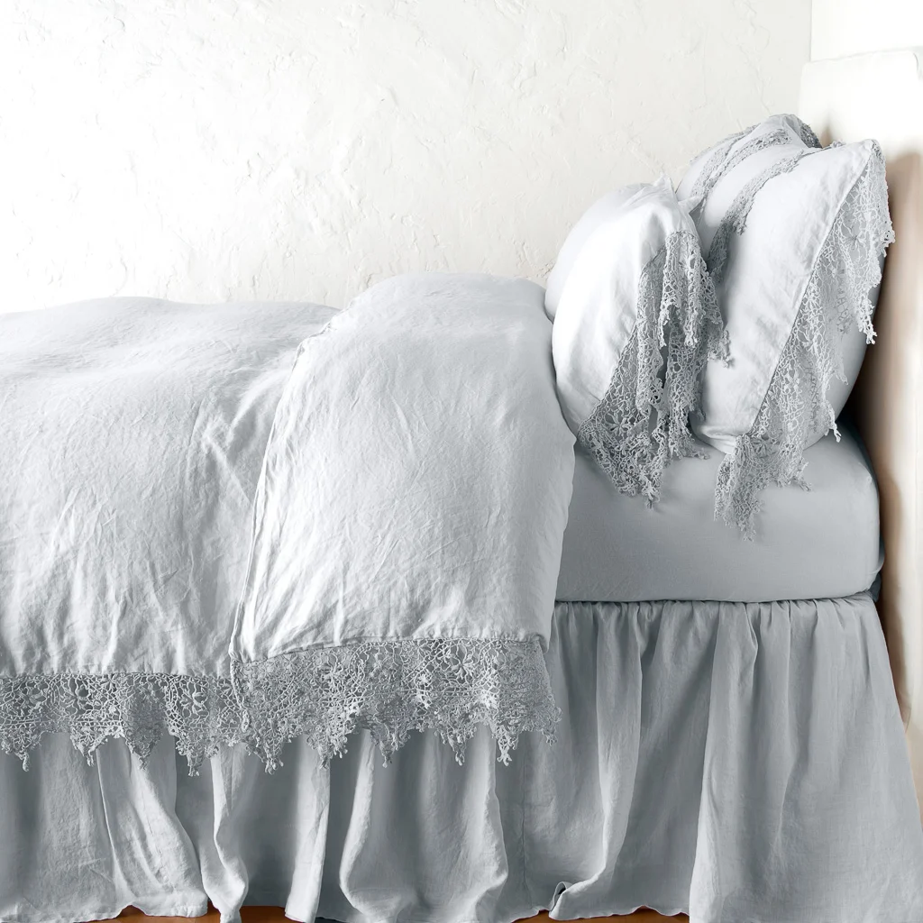 Frida_Linen_PIllowcase_Cloud_Bella_Notte_3.jpg