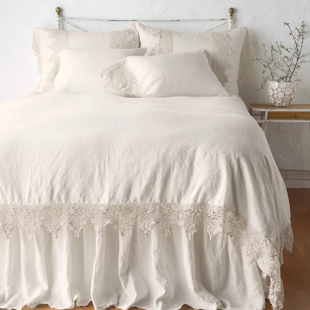 Frida_Linen_PIllowcase_Parchment_Bella_Notte_2.jpg