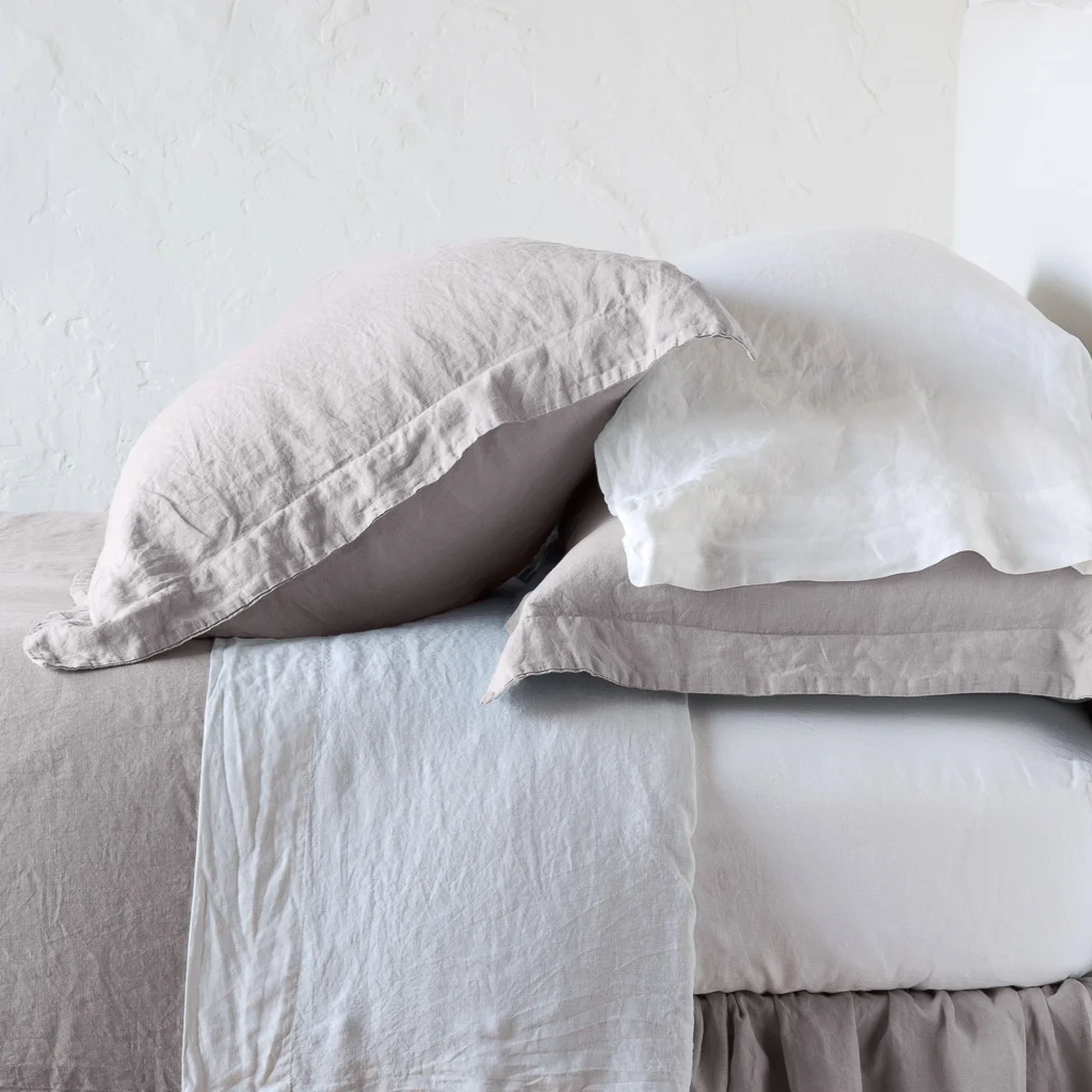 Linen_Sheets_Fog_Bella_Notte_2.jpg