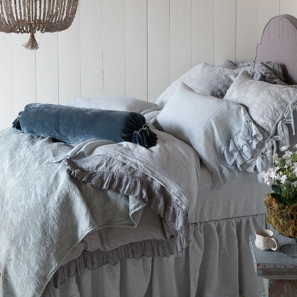 Linen_Whisper_Pillowcase_Bella_Notte_1.jpg