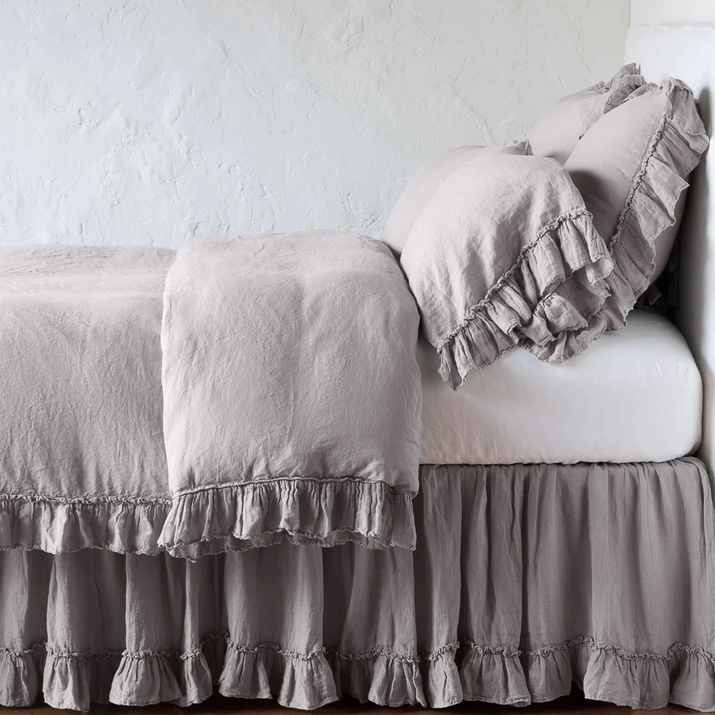 Linen_Whisper_Pillowcase_Fog_Bella_Notte_2.jpg