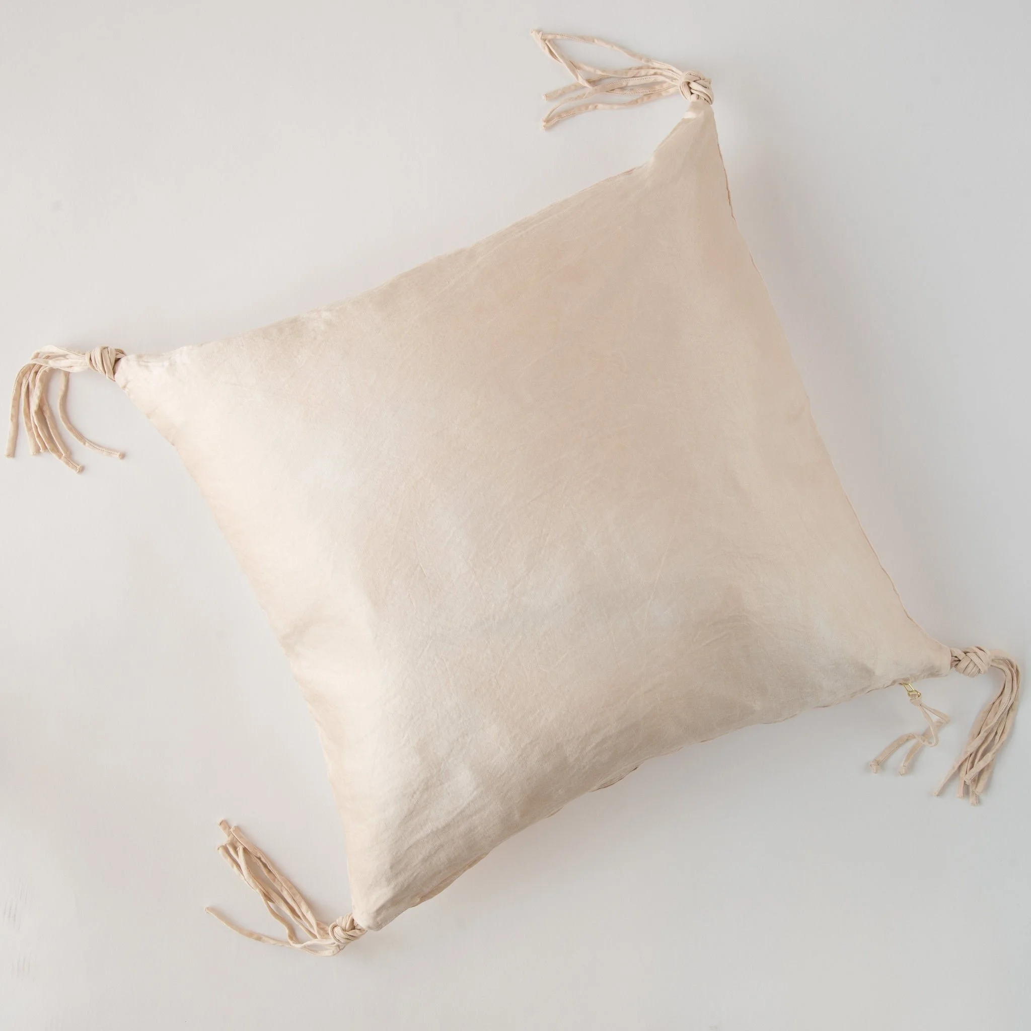 Taline-Tassle-Silk-Linen-Charmeuse-24-Inch-Throw-Pillow-Pearl-_77_-Bella-Notte-1_5d9bfe3b-bfdb-4421-a29f-463d0ccf2fc7_2048x2048.jpg