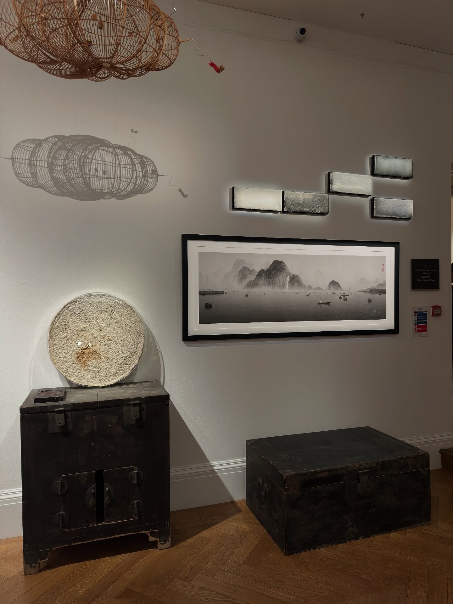 An early 2010s work Lonely Angler / 独钓图 featured with Asian Art in London 2025

1 &ndash; 5 November 2025

This November, Schoeni Projects Interiors (spi) debuts at Sotheby&rsquo;s London as part of Asian Art In London 2025 with Heritage as a Living 