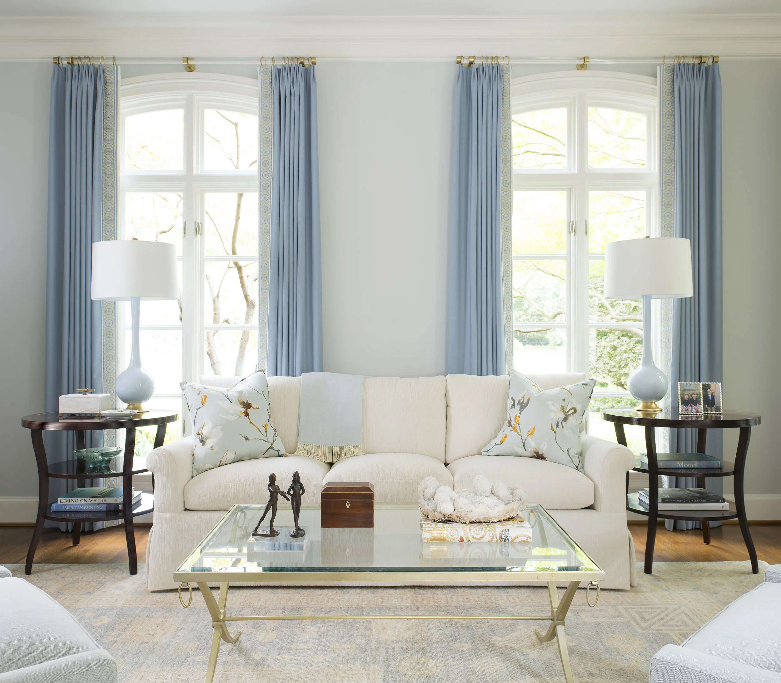Living Room 2.jpg