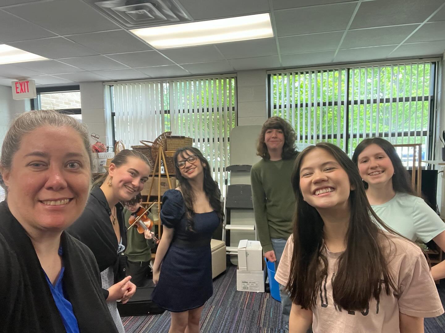 Select Brighton Choir members had the privilege of performing at the senior center today. Thank you for having us! 🫶 &hearts;️ 🎶