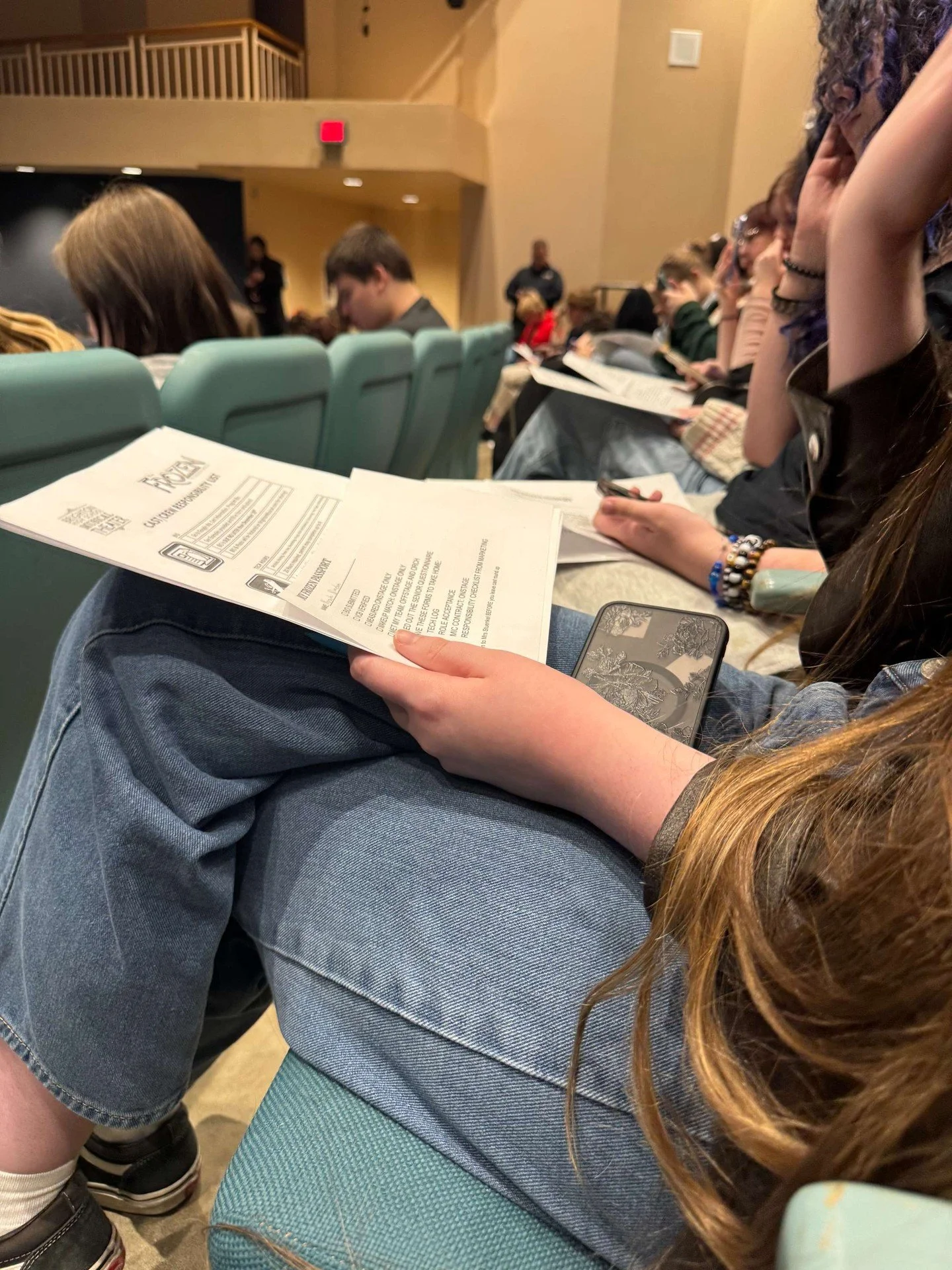 ❄️ And we&rsquo;re officially underway!
Our full cast, crew, orchestra, and parents gathered for the first time yesterday, and the energy was amazing. It already feels like this is going to be a special season. 💙

Here&rsquo;s to kicking off our Fro