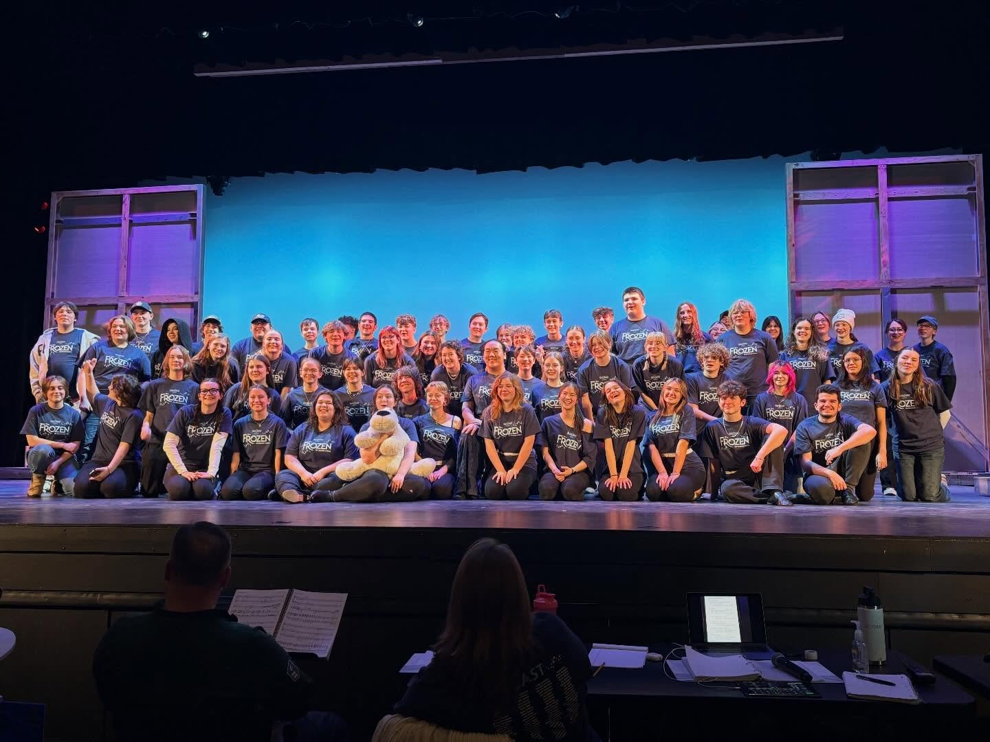 The cast and crew of the @brightonmusical production of Frozen!