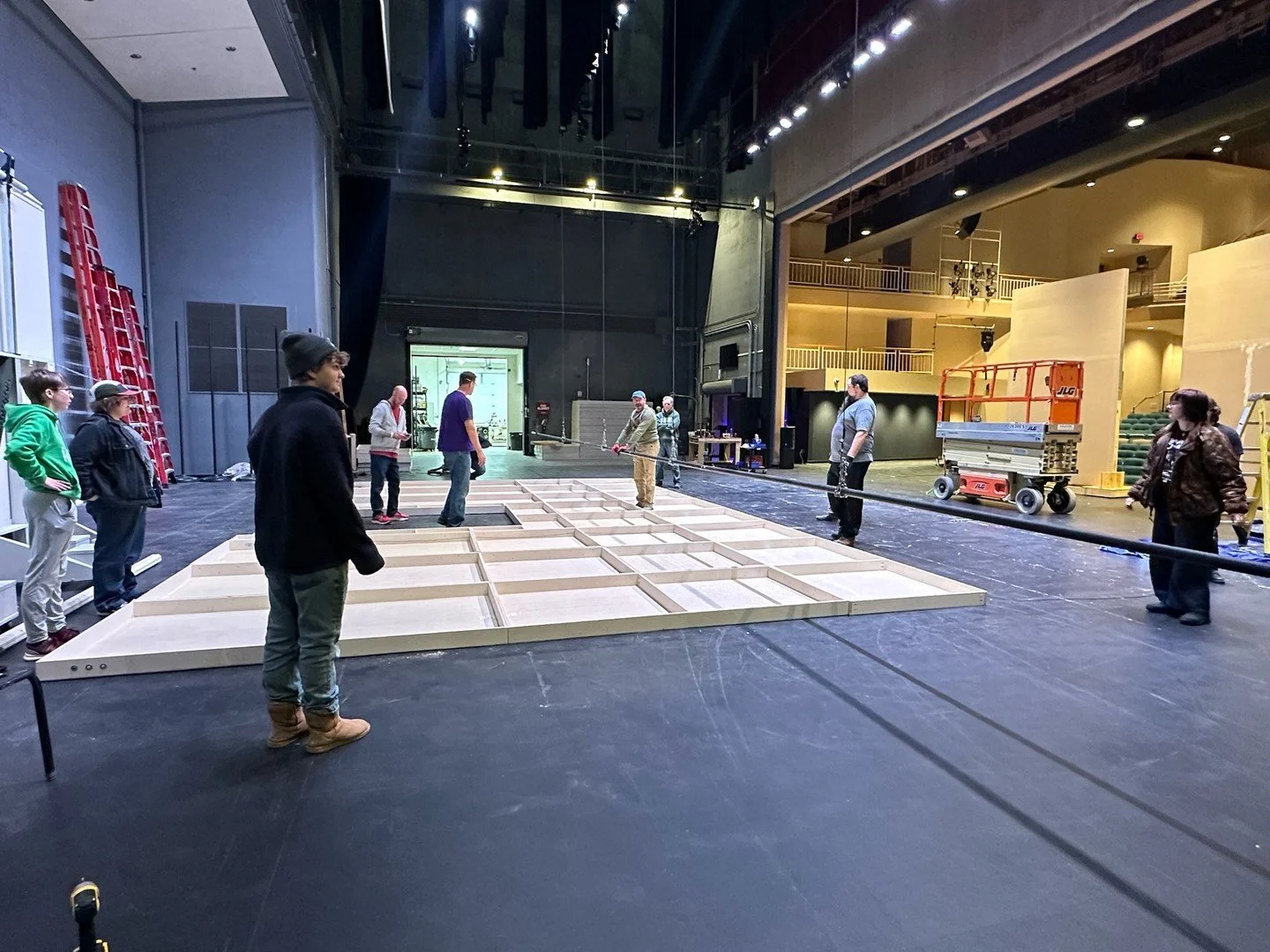 Big pieces. Careful work. Total teamwork ❄️
Flying set pieces safely takes planning, trust, and a whole crew working together. We&rsquo;re grateful for every person helping lift this world into place.

🎟️ https://brightonmusical.com/

🎭 Frozen: Mar