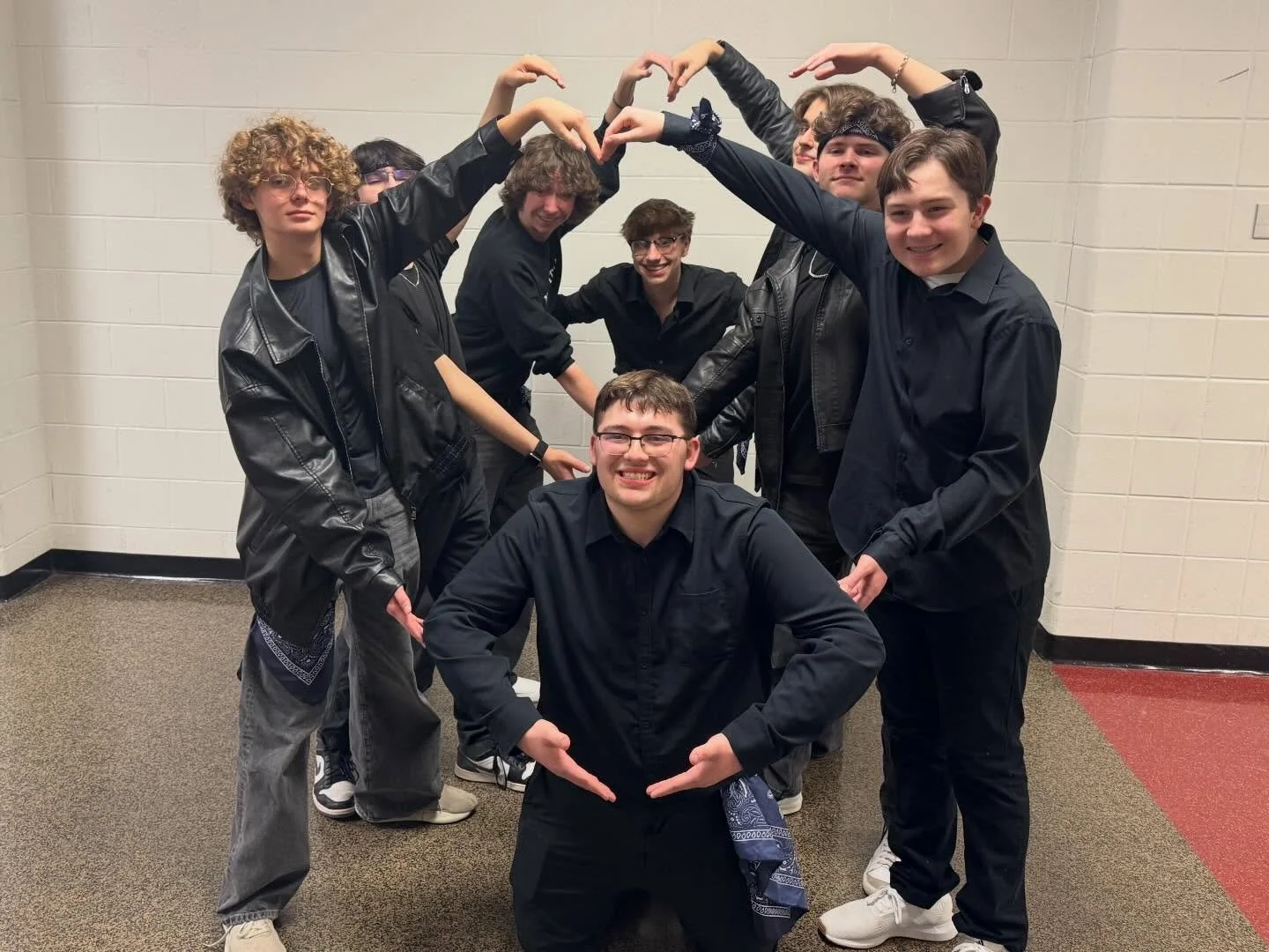 Da Capo, Notetorious and Chicapella had a great time competing @varsityvocals International Championship of High School a Cappella (ICHSA) on Friday! 

Congratulations Da Capo for bringing home the Best Arrangement award!🥇