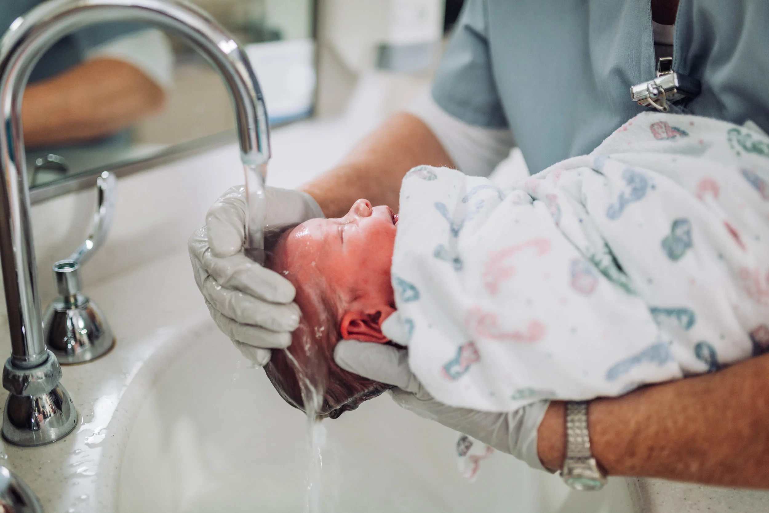 shailynn photography and film utah newborn and birth photos 10.jpg