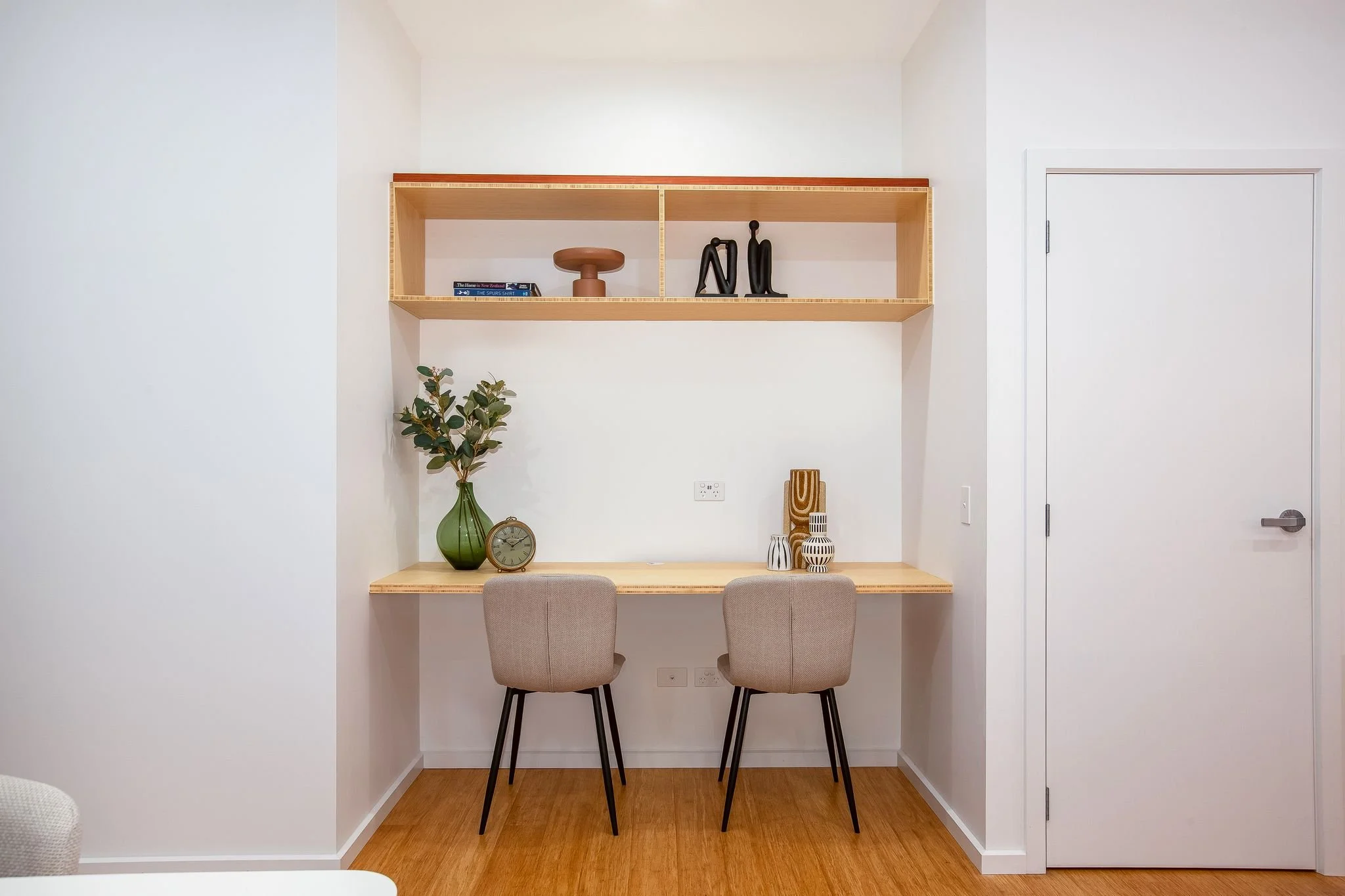 The study nook is conveniently located next to the dining area and kitchen. If you like what you're seeing click the image to contact us.