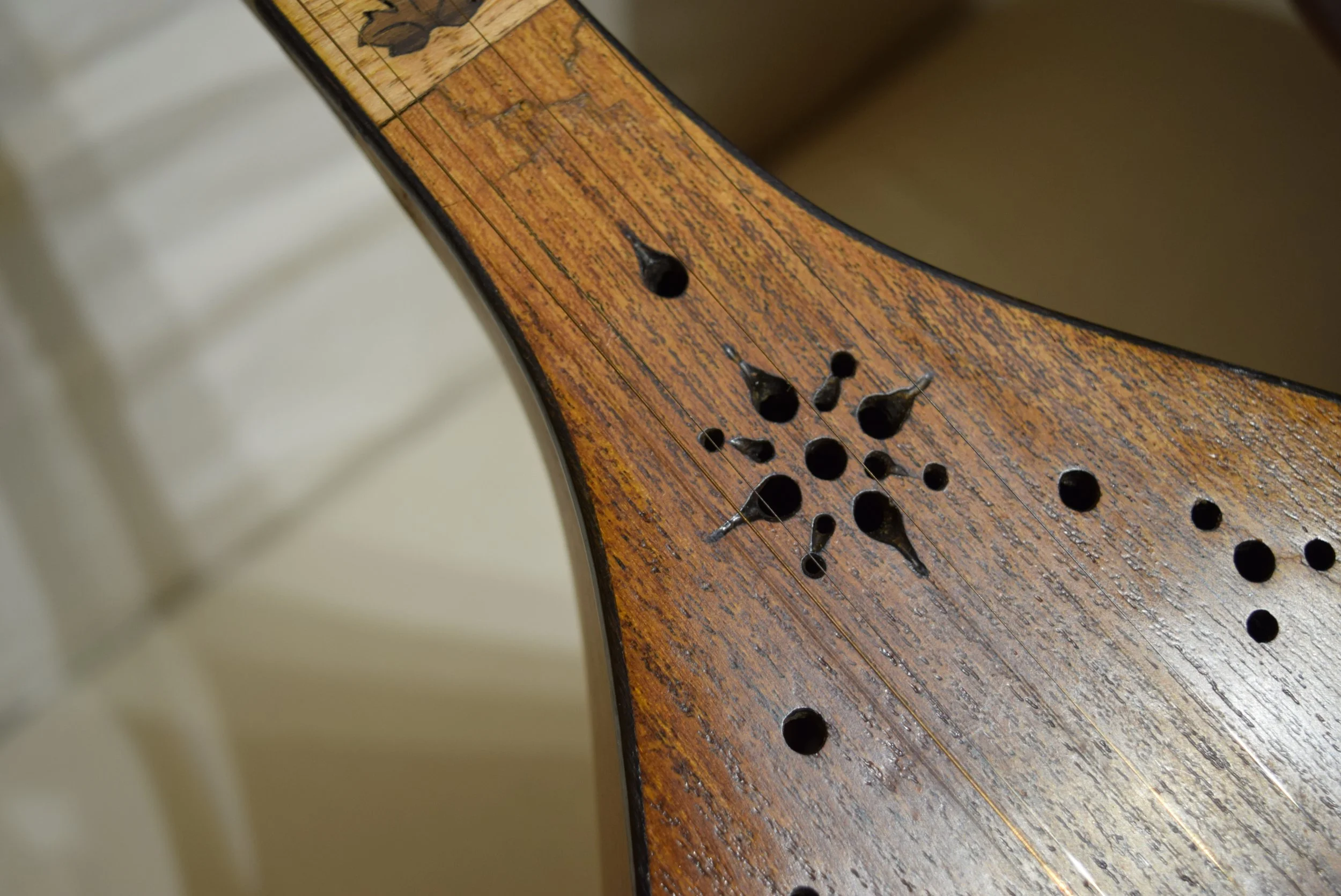 Setar for Sleep: How Persian Microtones Lull the Racing Mind into Deep Rest