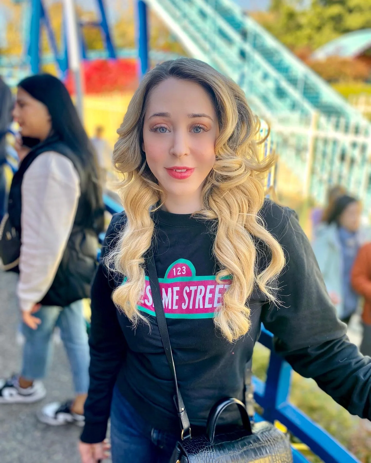 We had SUCH a blast celebrating my birthday at @sesameplace 😍. I am obsessed with Halloween and the Count&rsquo;s Halloween Spooktacular didn&rsquo;t disappoint! I didn&rsquo;t expect Matti to be such a daredevil, but he beelined it to the rollercoa