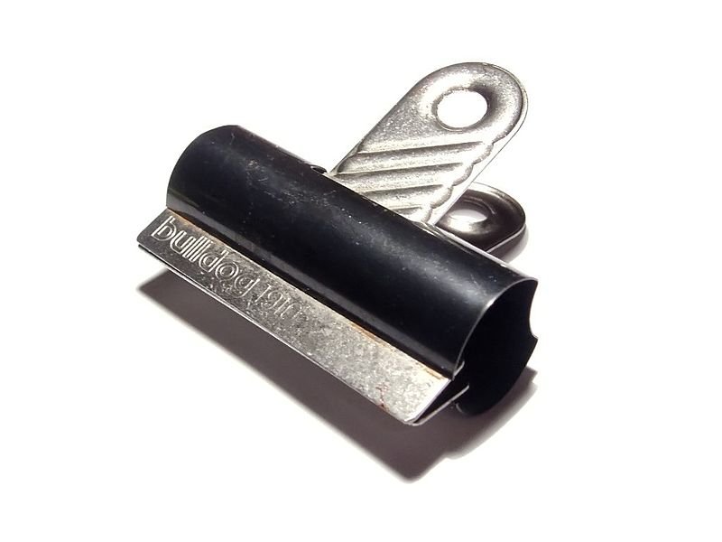 800px-Bulldog_Clip_2.jpg