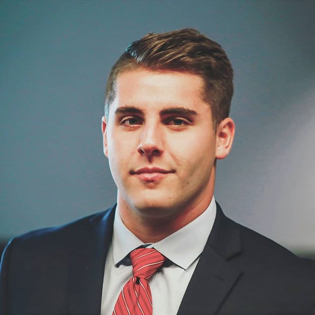 Meet one of the Union Capital team members: @greggoldstein1, our Acquisitions Associate. Greg's background is in data analytics. Greg enjoys back country skiing, road cycling, and watching the latest documentaries.
&bull;
#Faces #BehindTheScenes #Spo