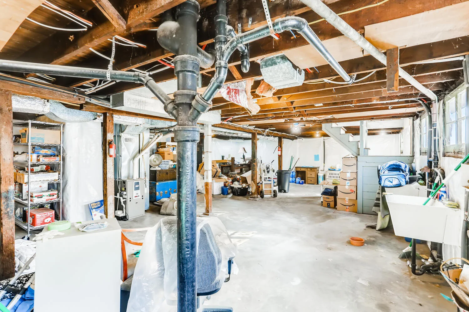 2117 NE Everett St Portland OR-large-031-028-Lower Level Basement-1500x1000-72dpi.jpg