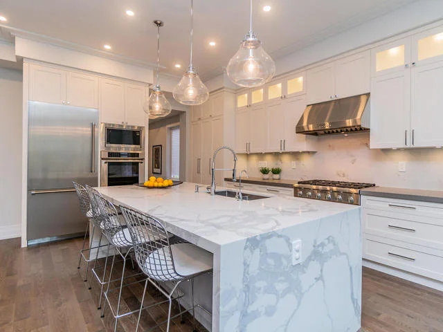 1163094 84 Marmion Avenue-028-70-Kitchen-MLS_Size.jpg