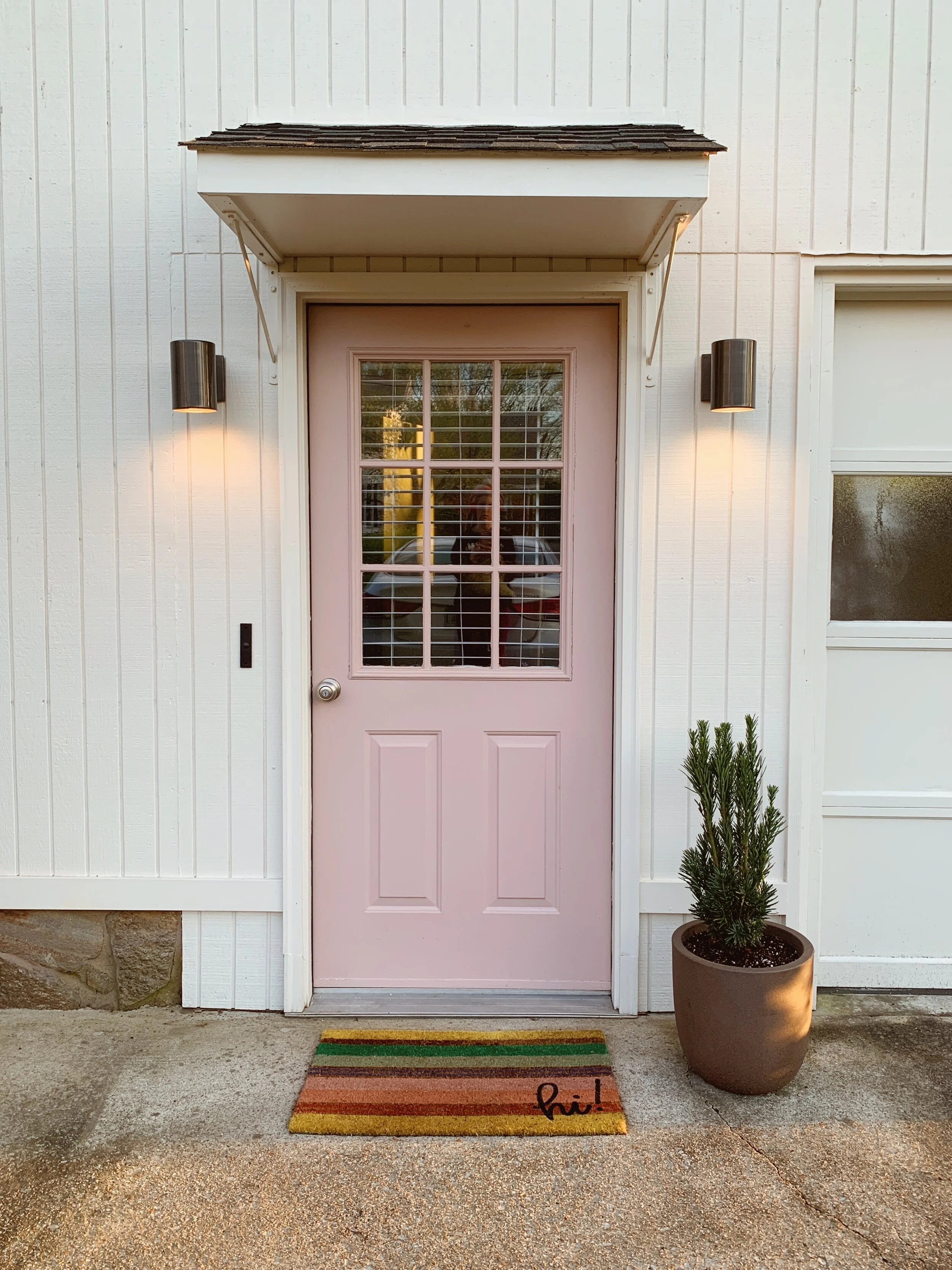 Side Door Makeover (Before and After Pics!)
