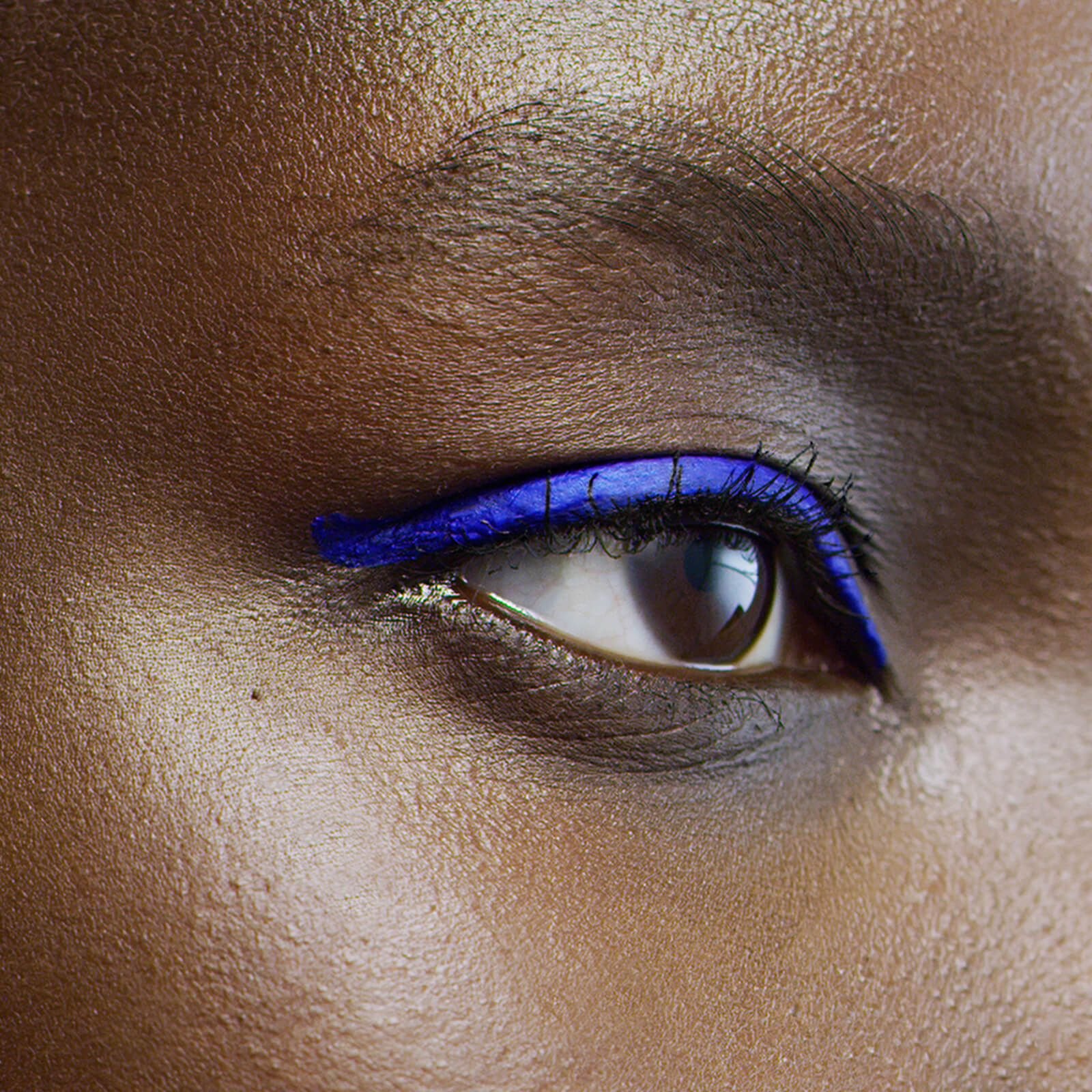L'Oréal Paris Matte Signature Liquid Eyeliner 3ml (Various Shades) - 02 Blue.jpeg