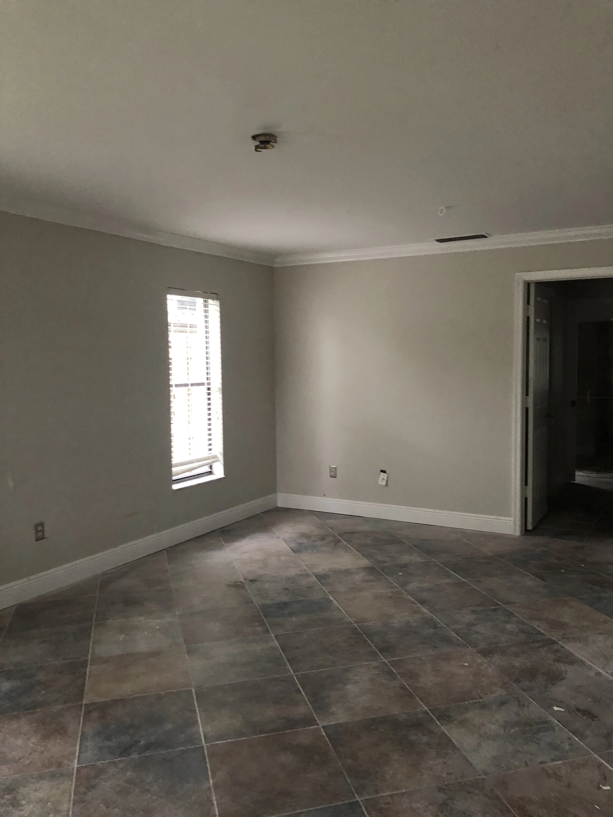 After - Bedroom Popcorn Removal and Smooth Resurface