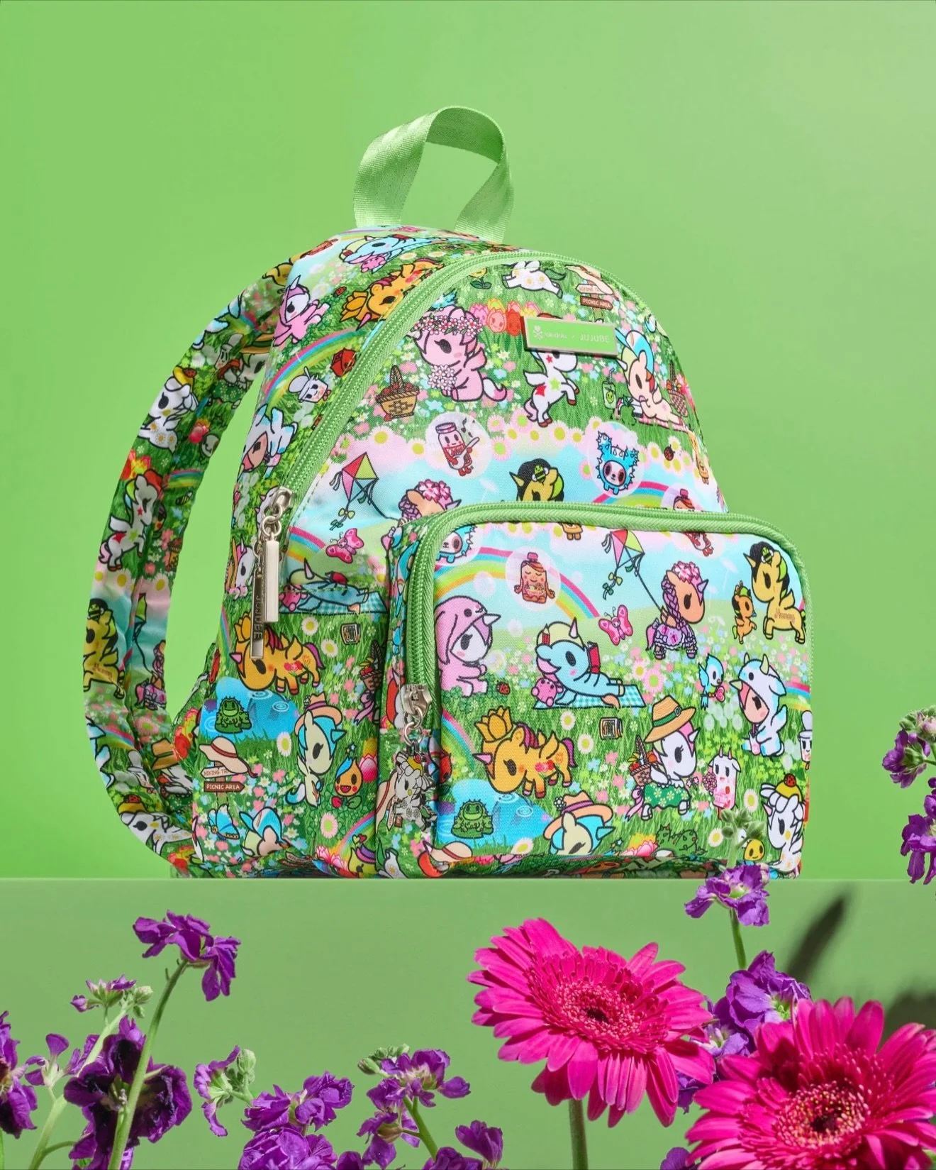 Floral fun for @studiooh x @jujube_intl x @tokidokibrand 🌸🌷🌼