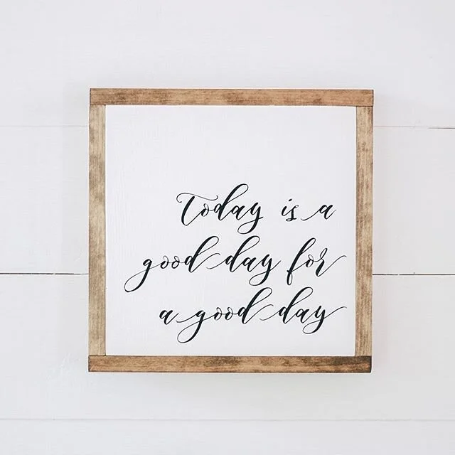 Starting this new day with some positivity!  Here’s a virtual 👊🏻 to a good day. You got this!
.
.
#woodsign #woodsigns #handmade #decor #homededor #smallbusiness #farmhousedecor #farmhouseinspired #sign #todayisagooddayforagoodday