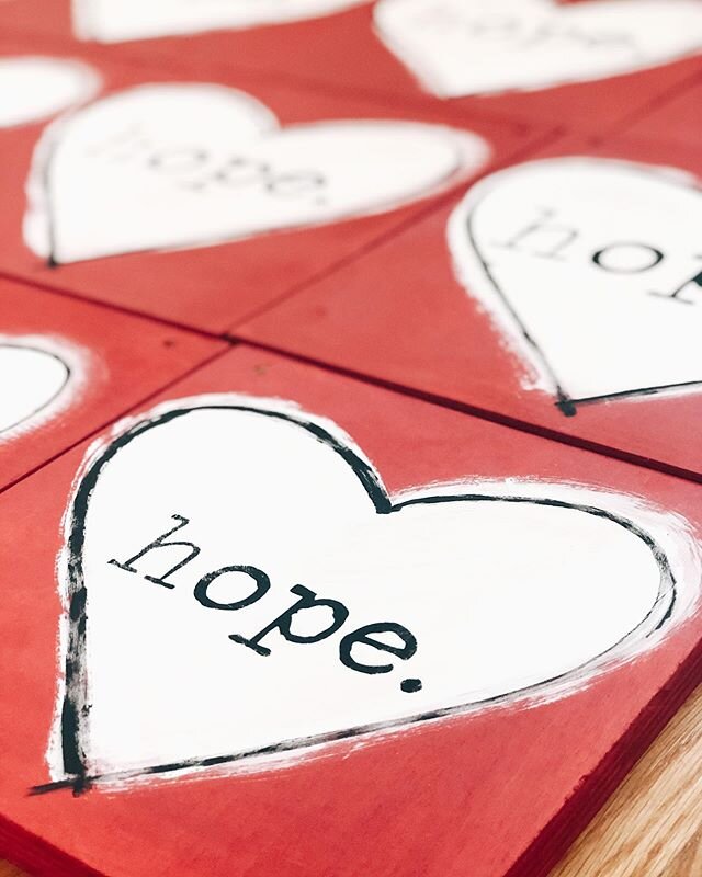 So much HOPE! Yesterday&rsquo;s response to these signs were overwhelming and I am so thankful for each of you ordering! These are just getting their final ribbon and ready for (contact free) pickup in the AM! Thank you again!
.
.
#shopsmall #handmad