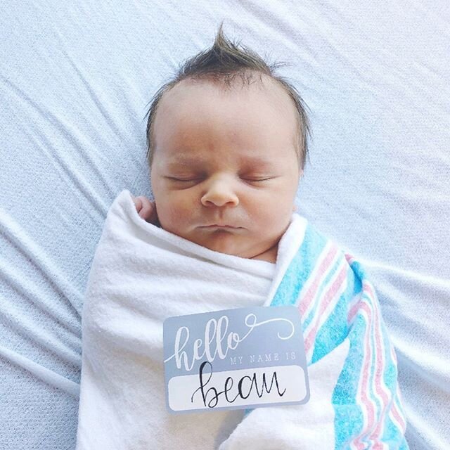 Love me a good customer photo using our name tags! Welcome Beau! 📸 by @j_aimephotography .
#baby #newborn #hellomynameis #nametag #newbornannouncement #babyannouncement #etsy #etsyshopsofinstagram