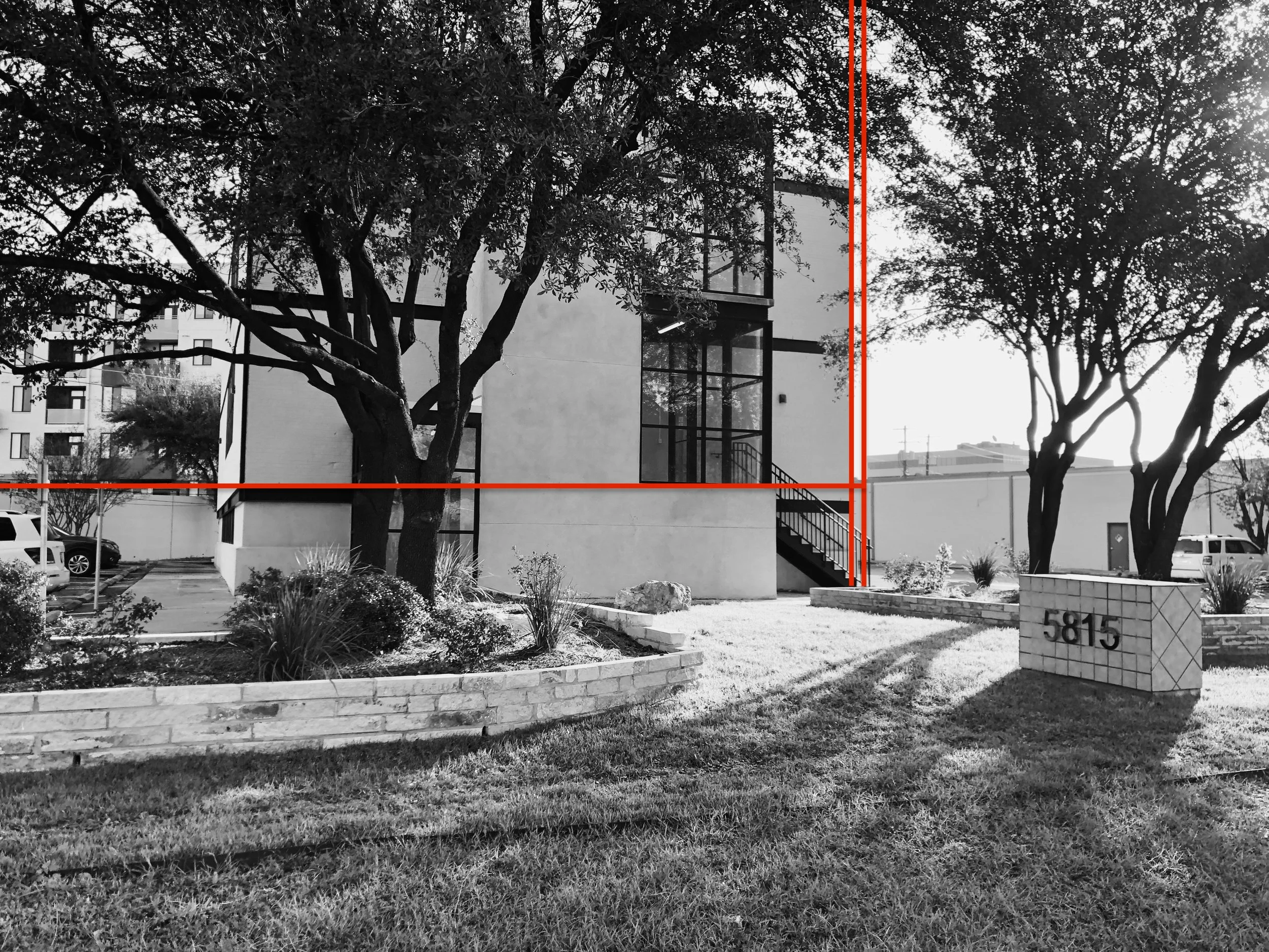 5815 bw red.jpeg