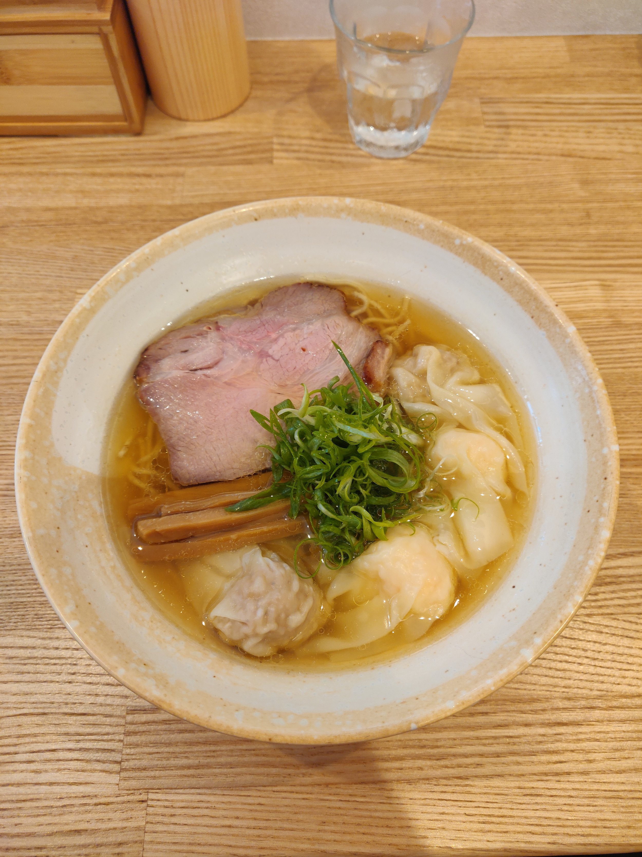 DURAMENTEI: Tantantei Wonton Disciple; Kameido, Tokyo