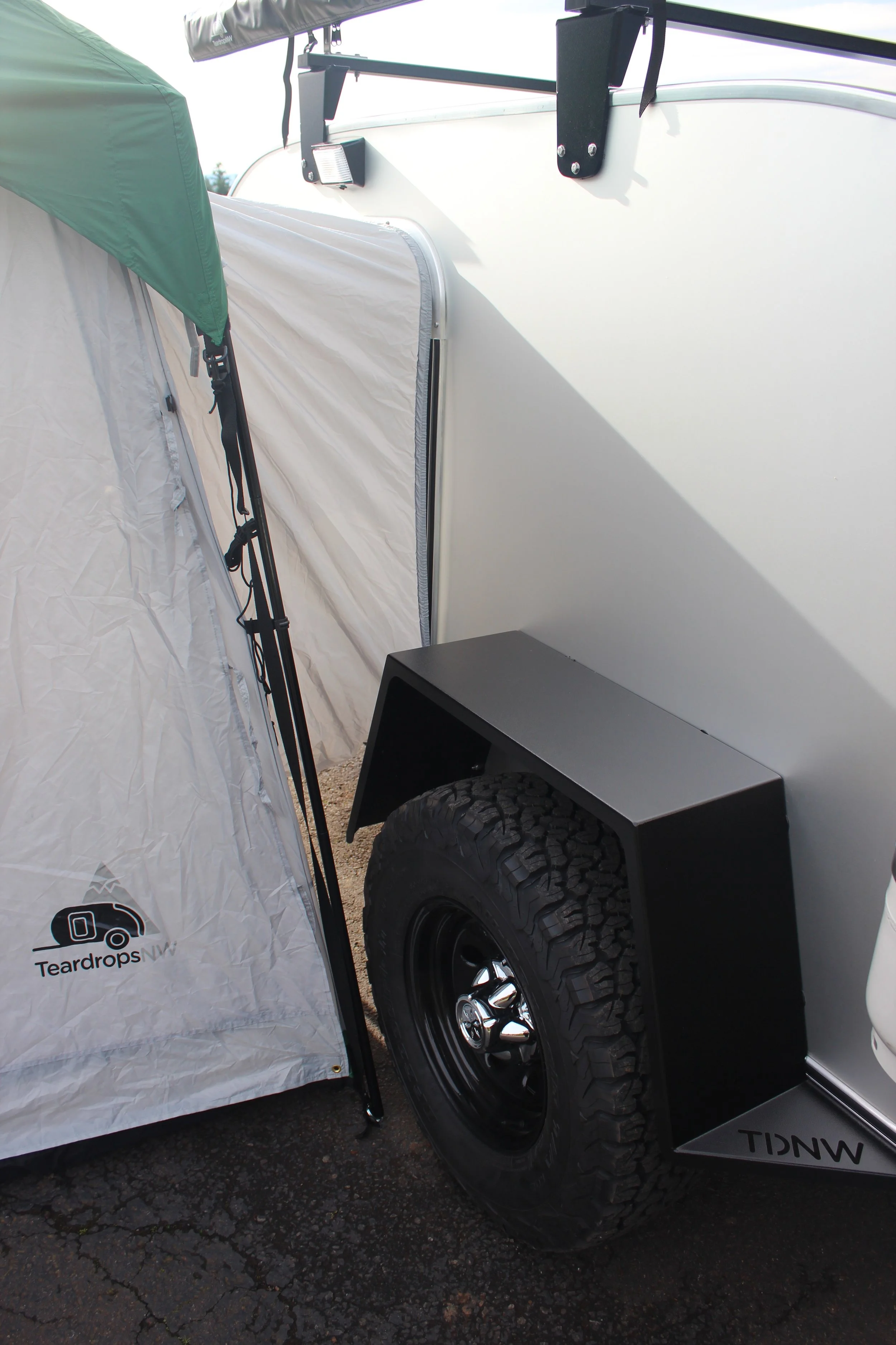 fender-jeep-on_trailer.jpg