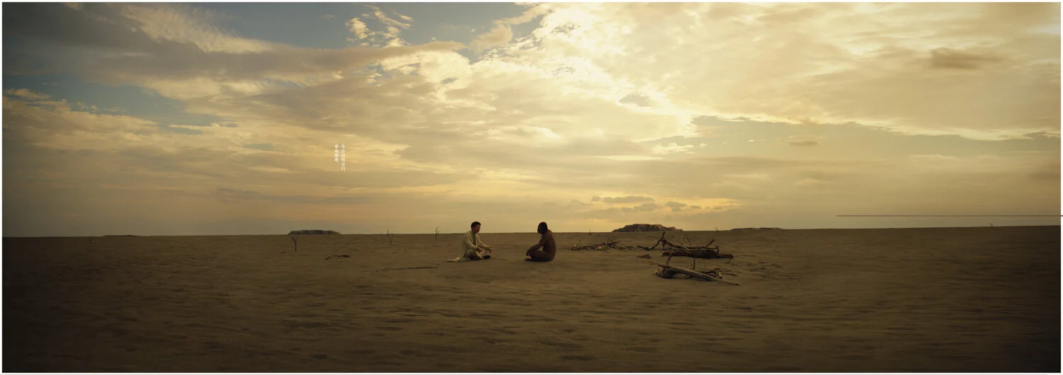 今日は明日の革命前夜_アートボード 1.jpg