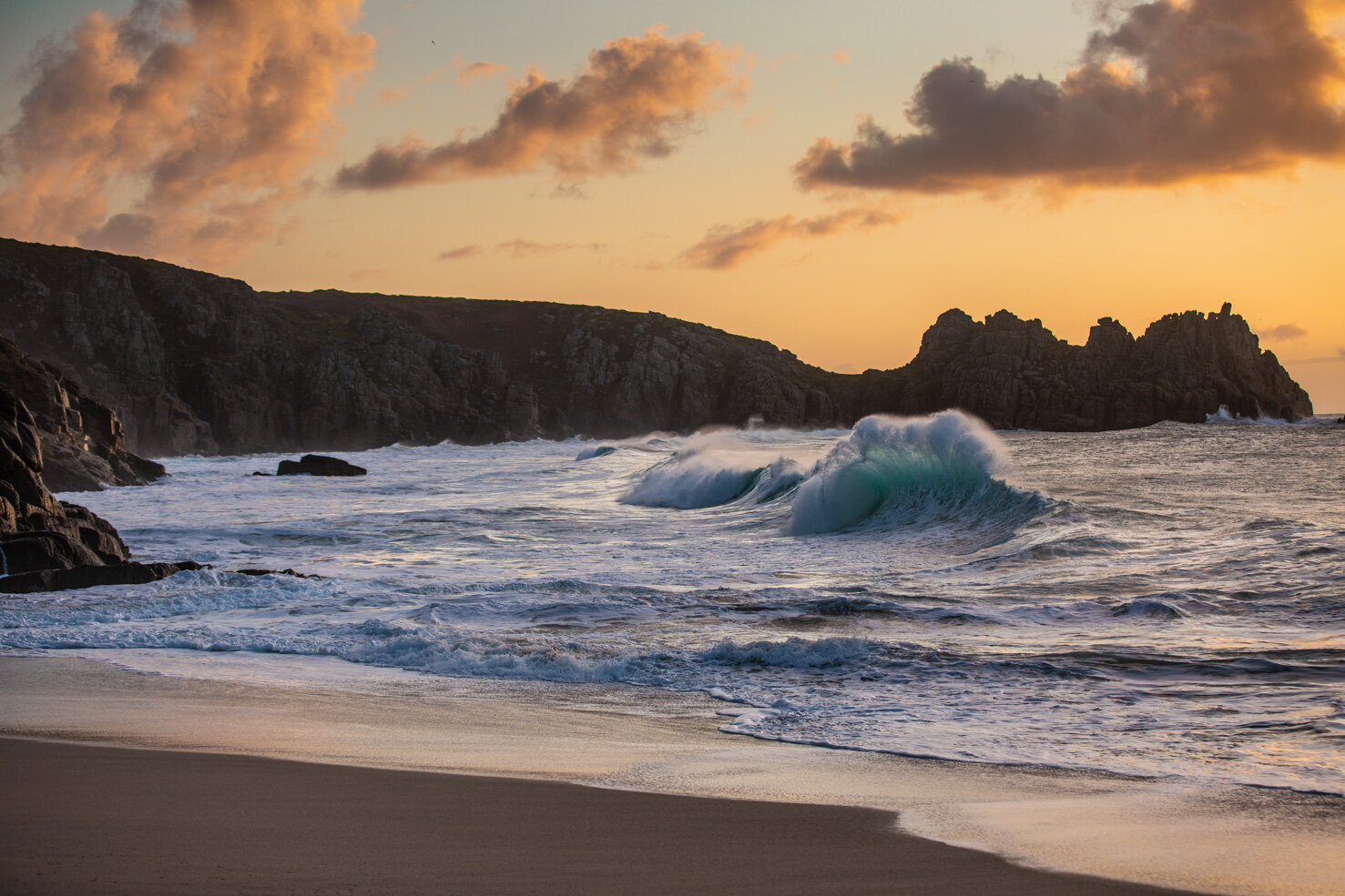 Porthcurno.jpg