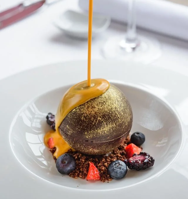 We want to make Friday even sweeter, come dine with us and taste just how sweet life can be, we know your deserve a treat! π₯
.
.
#gibraltar #visitgibraltar #travelgibraltar #hotelgibraltar #rockofgibraltar #caleta #hotel #dinner #caletahotel #treat