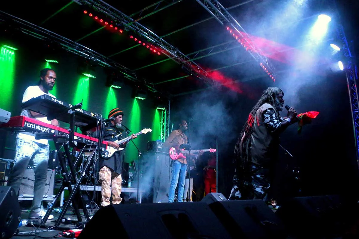 cene _magazine_SUM19_One Love Festival.jpg