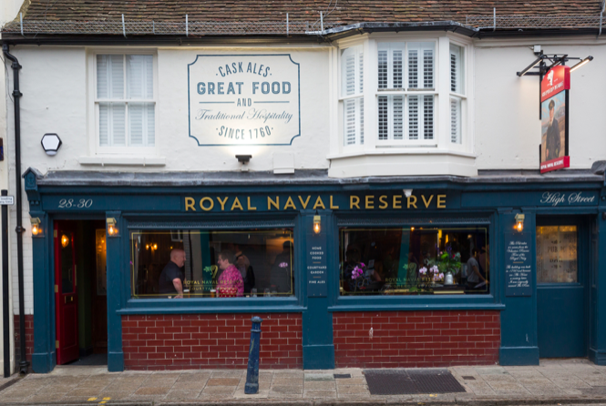 ICONIC WHITSTABLE PUB REOPENS AFTER MAJOR REFURBISHMENT