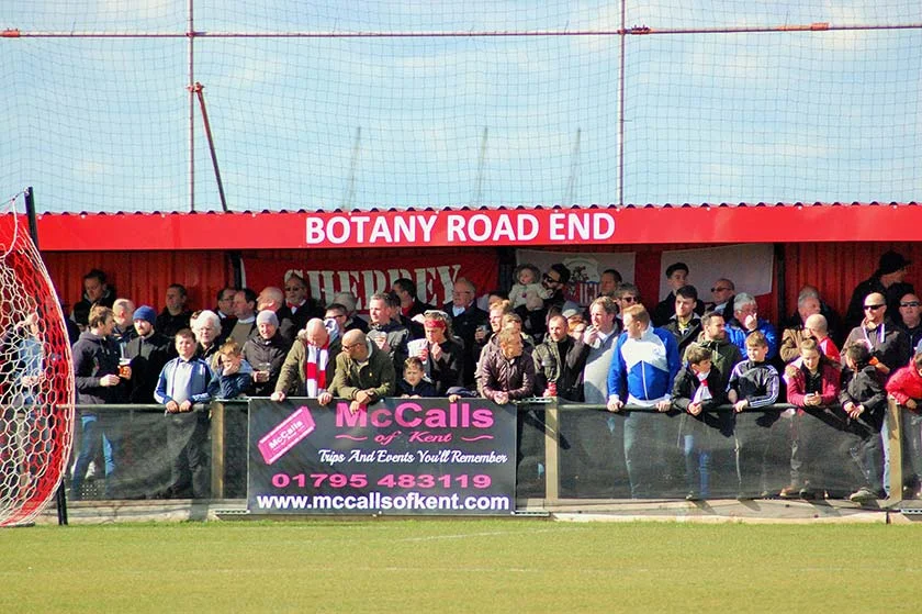 Non League: THE KIDS ARE ALL ITE