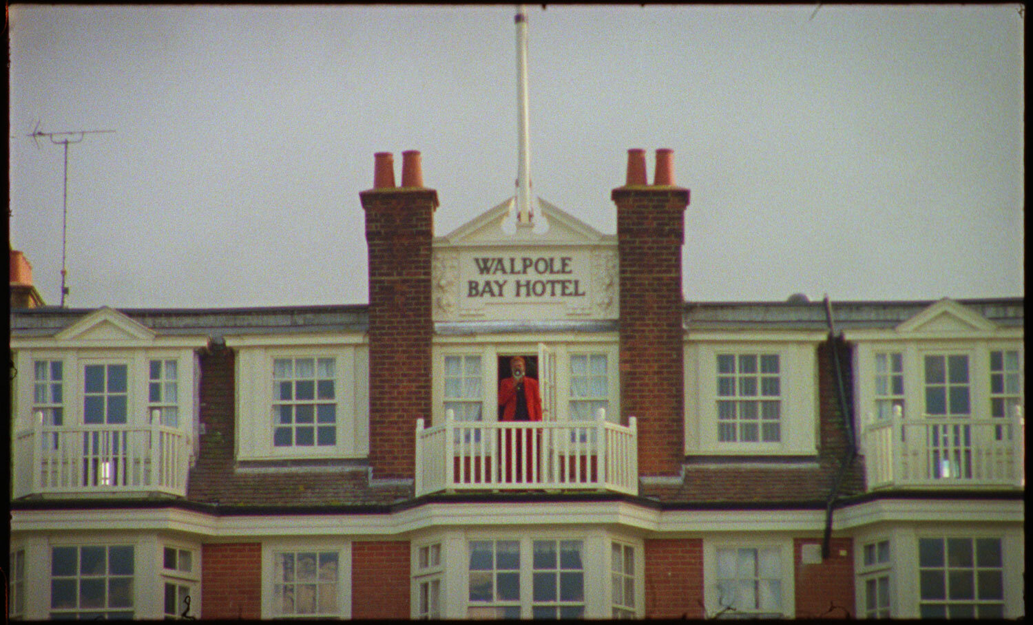 © Tom Dream cene magazine #16 Jul Aug 2021 Film Director Arlo Parks Gucci Dazed Shoot Margate 3.jpg