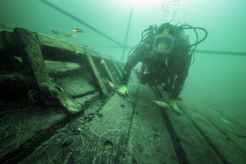 Immersive Experience &amp; Virtual Reality as HMS Invincible exhibition comes to Chatham