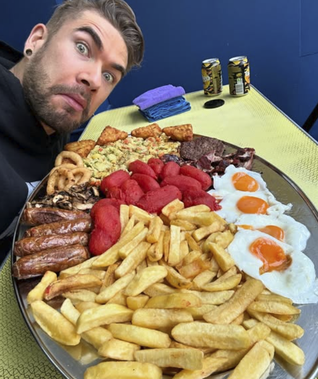 Model vs Food Youtube star smashes Margate's Dalby Cafe Mega Breakfast Challenge