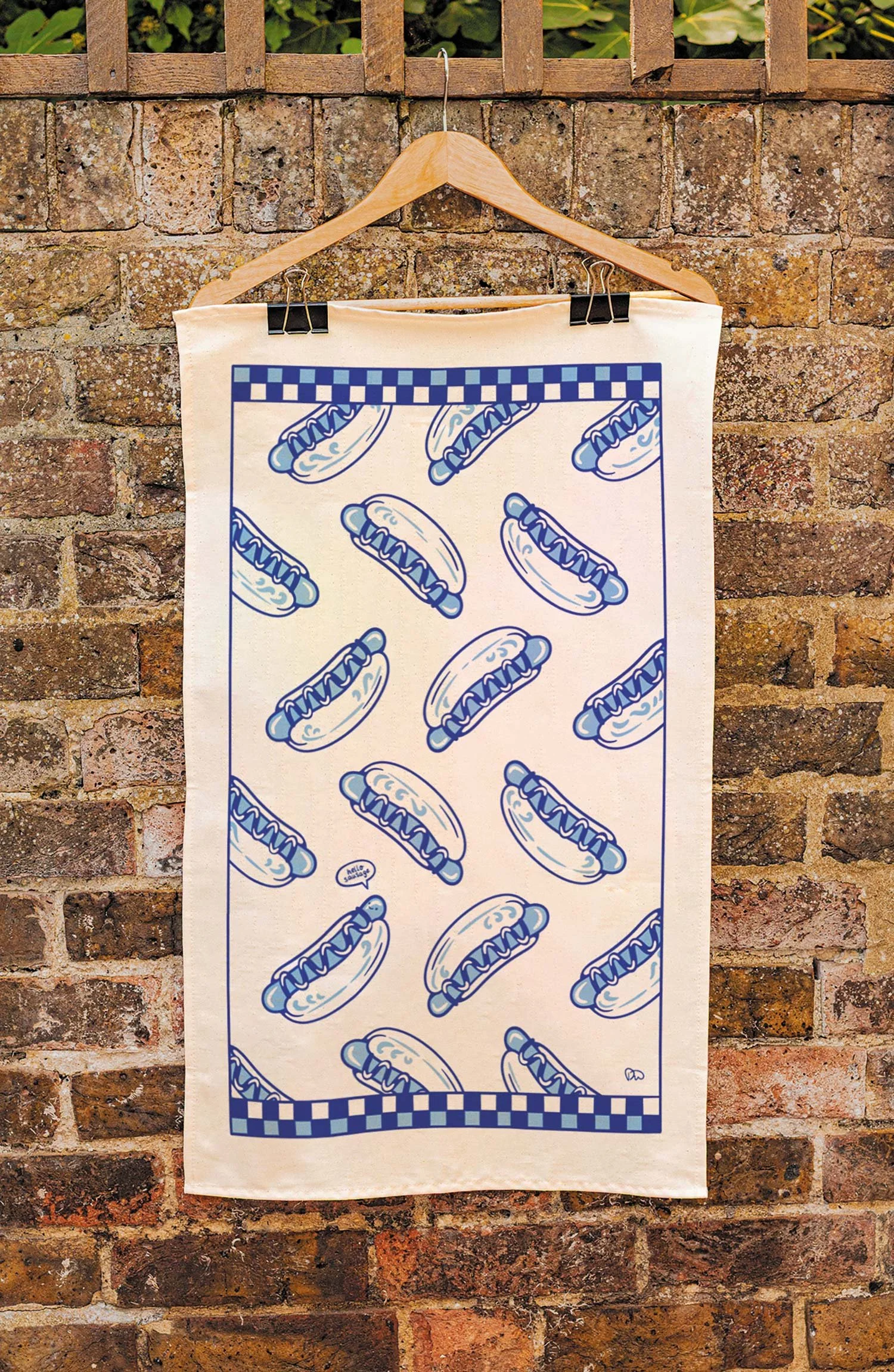 HotDog-Jim-Mock-daisy_house_faversham_tea_towel_full.jpg