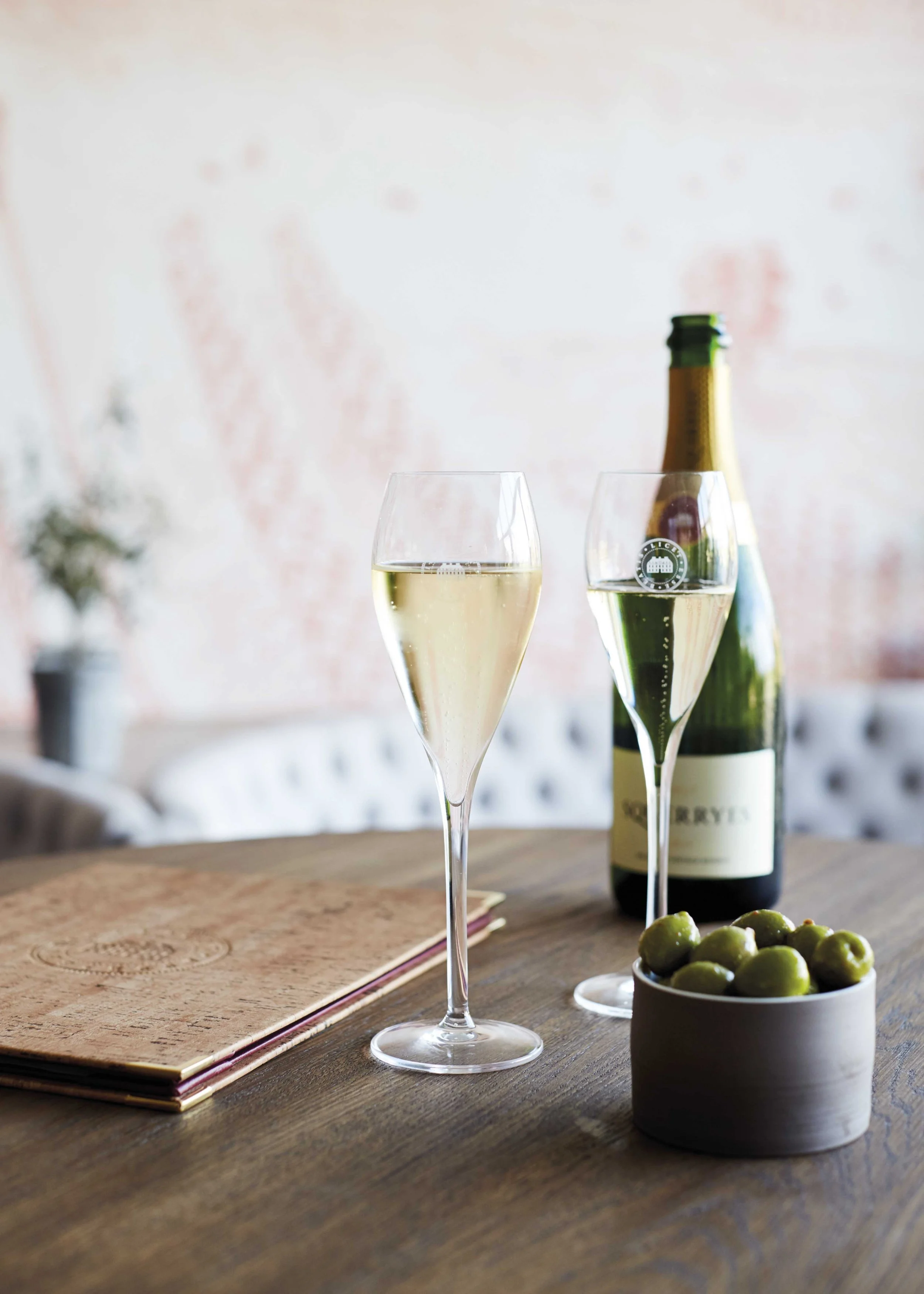 DISCOVER KENT'S SQUERRYES FOR A SPARKLING EXPERIENCE