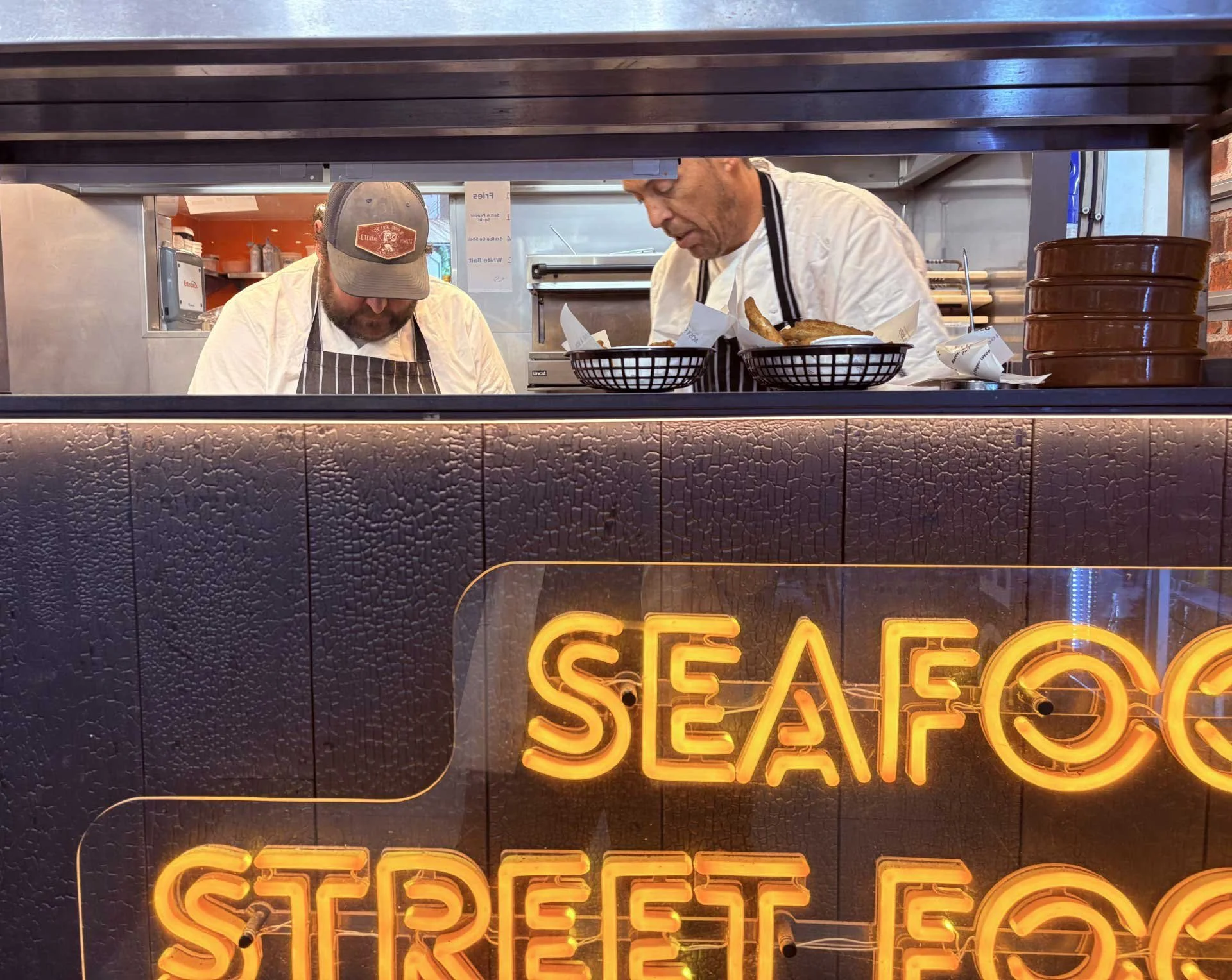 JENKINS &amp; SON : Discover the Deal eatery with fresh fish and street food bar
