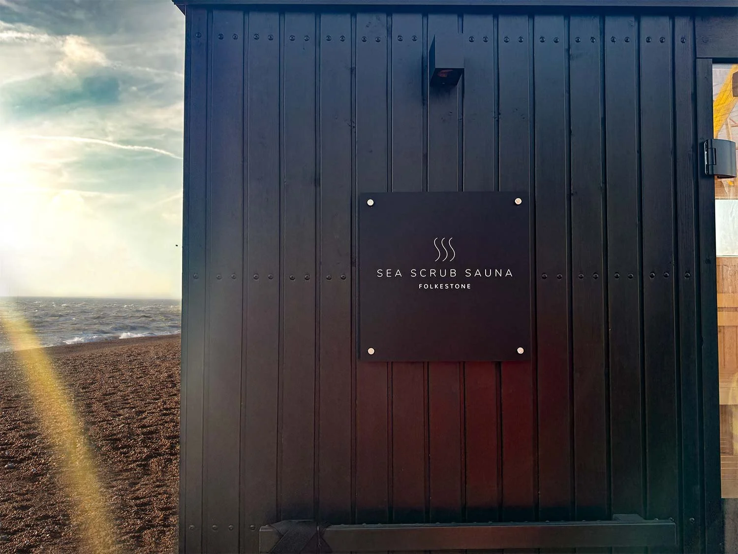 UK’s&nbsp;Largest Beach Spa set to open at Folkestone Harbour Arm&nbsp;