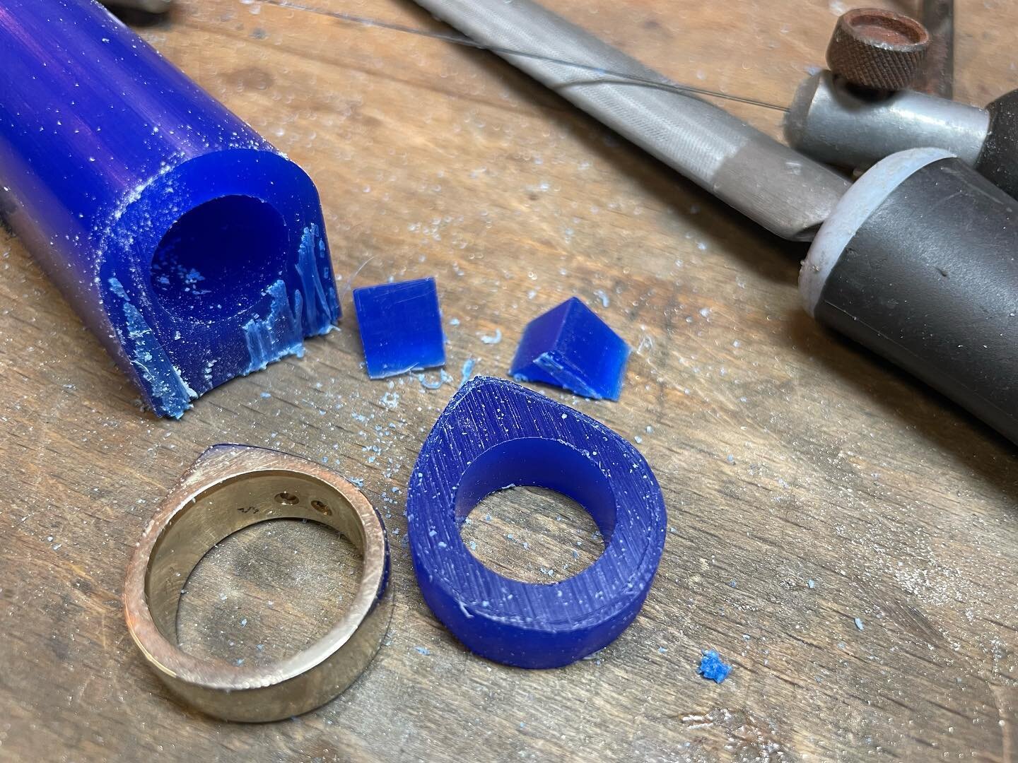 After posting yesterday&rsquo;s ring I had an order for one in a much bigger size. Today I cut a ring, with the same profile, from wax. The next process was to cut out the centre to the correct size. After filing the wax ring smooth I made a cast fro